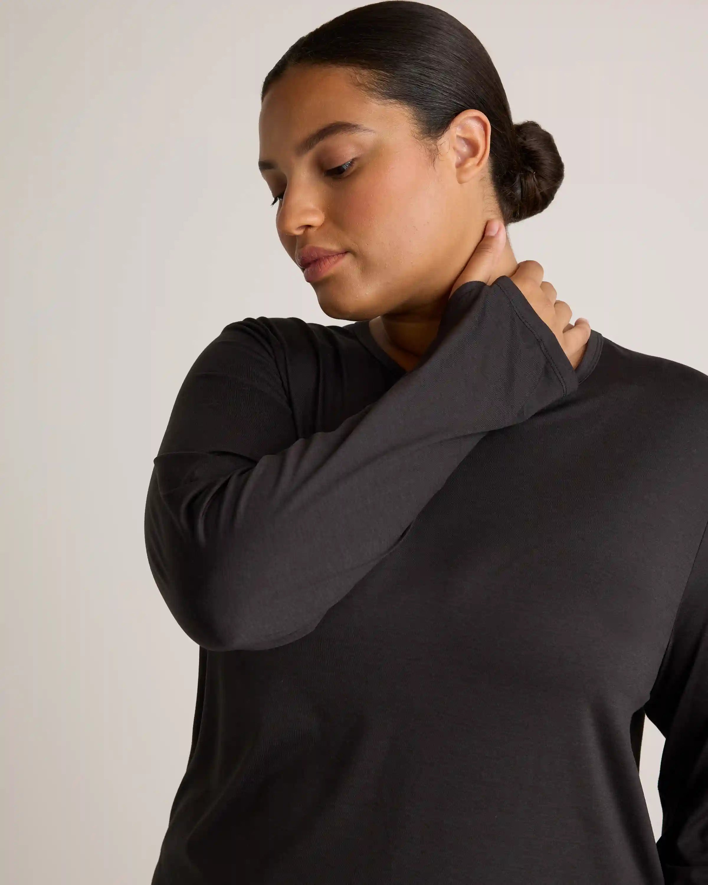 Flowknit Breeze Long Sleeve Top