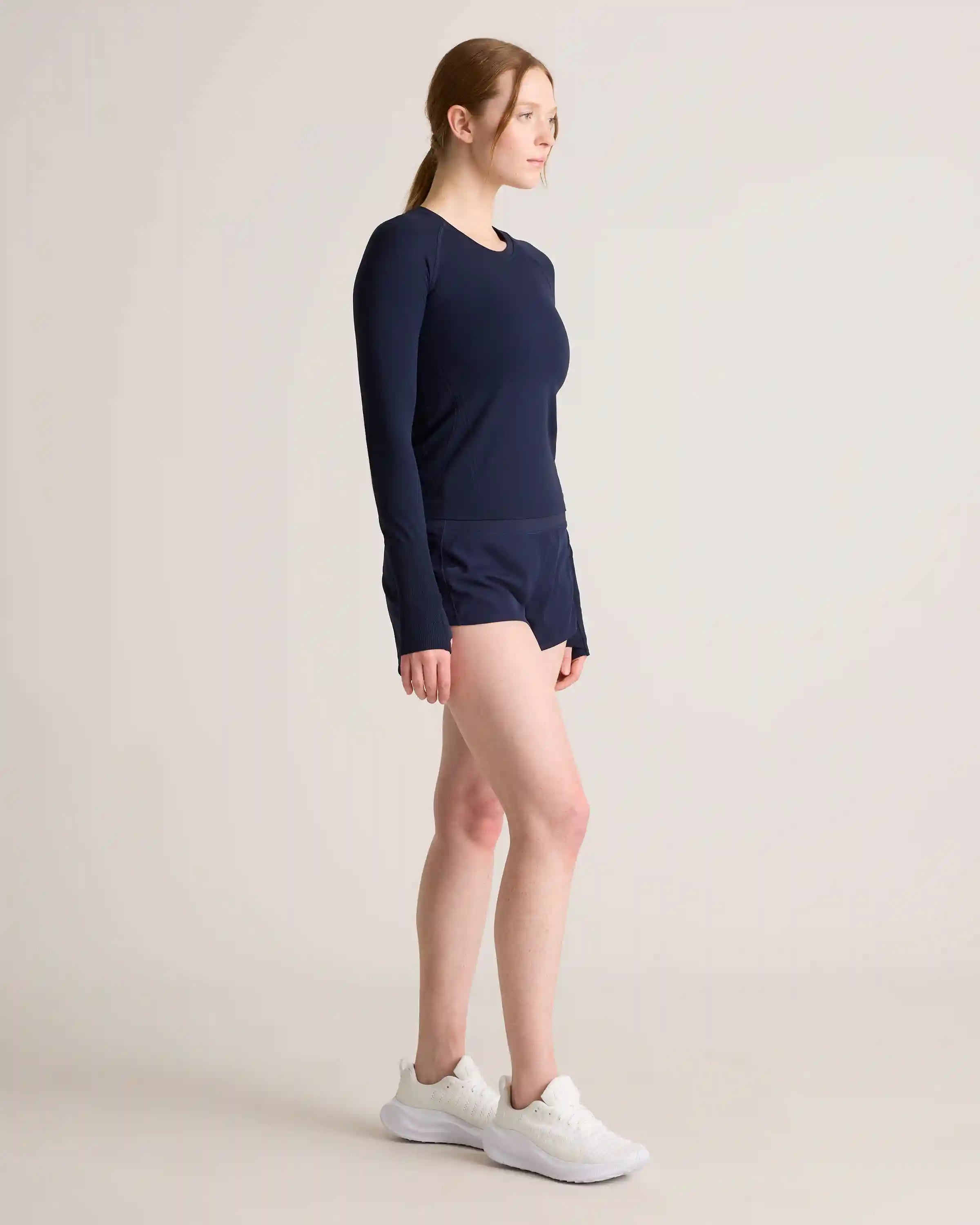 Seamless Waist-Length Long Sleeve Top