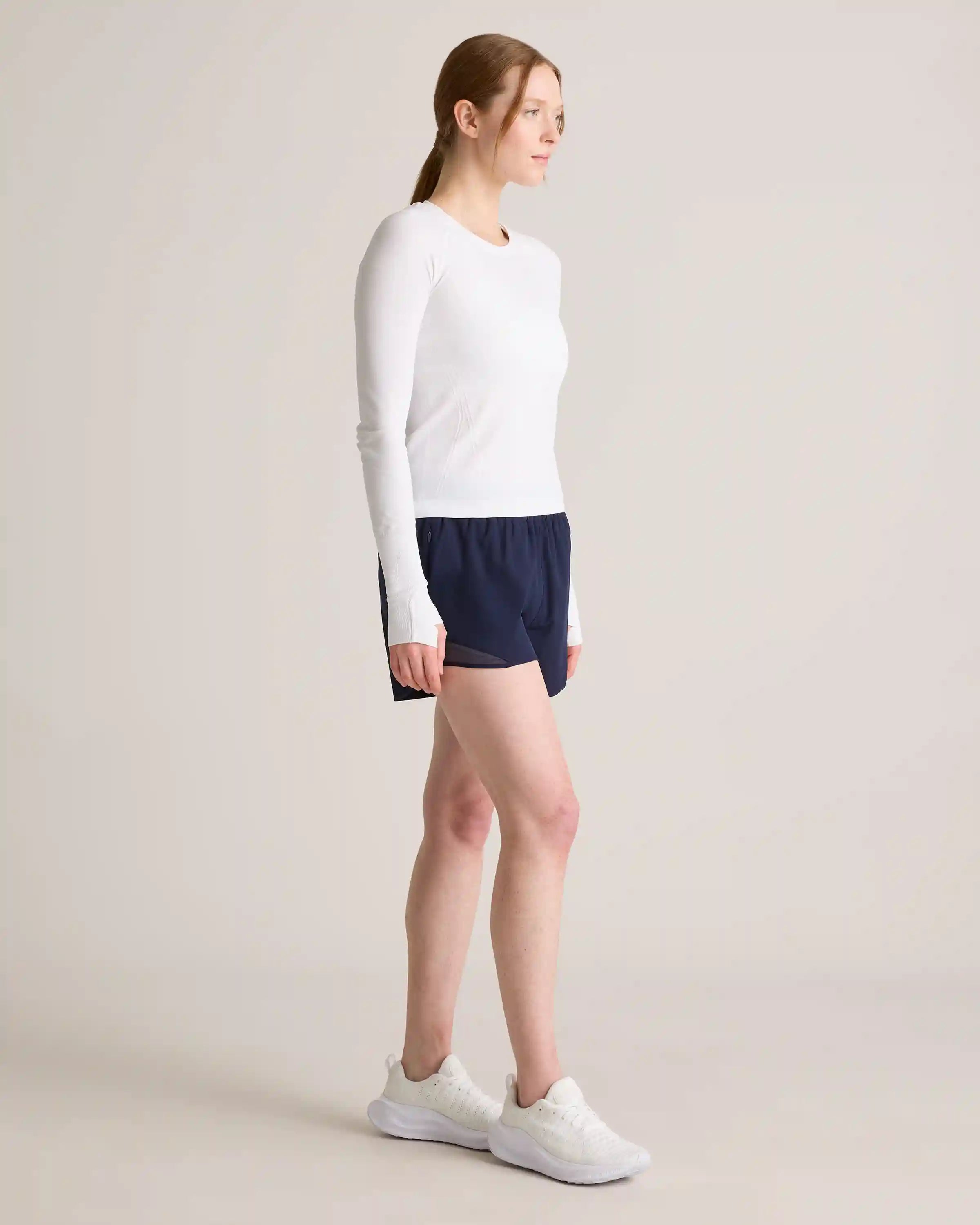 Seamless Waist-Length Long Sleeve Top