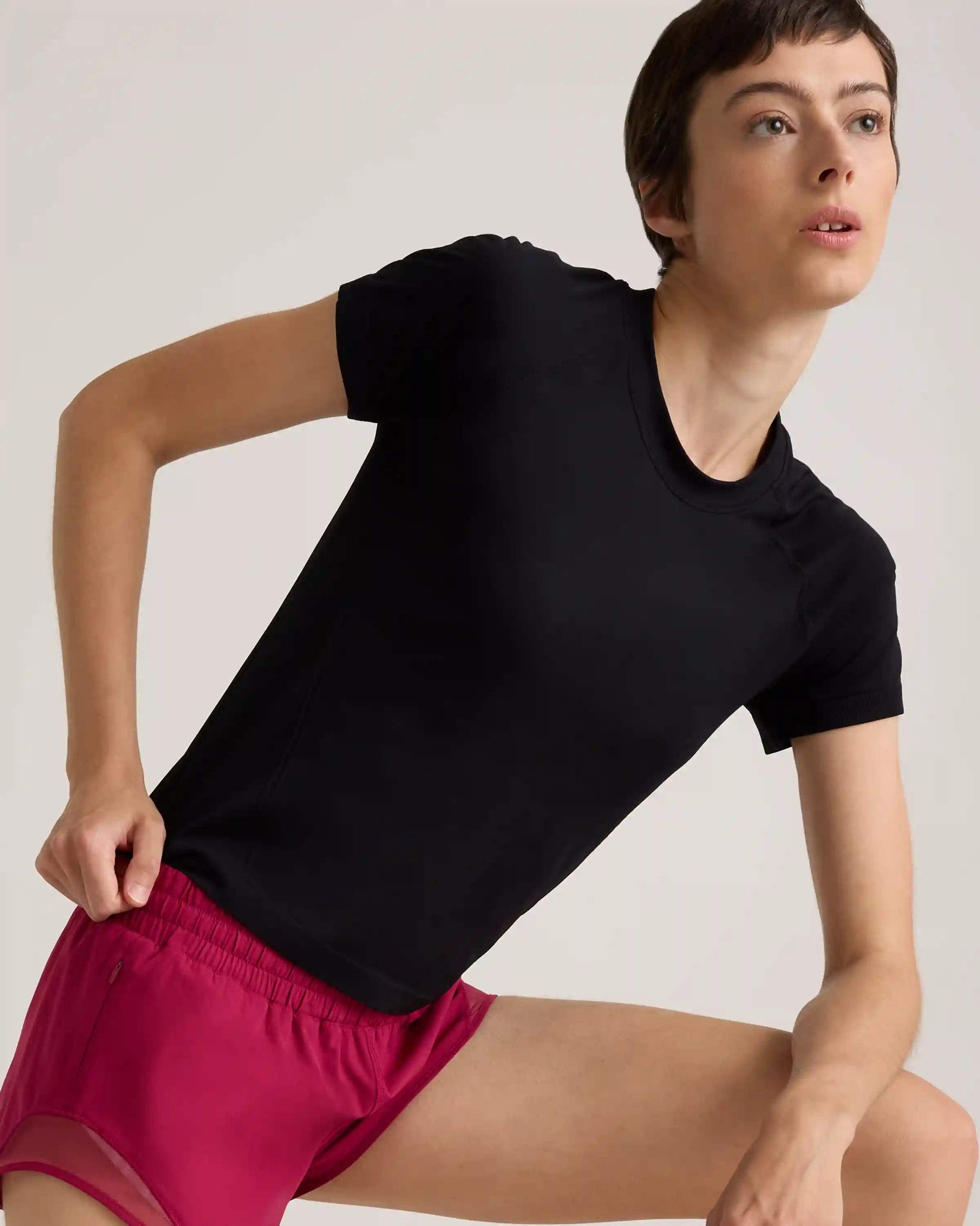 Seamless Waist-Length Tee