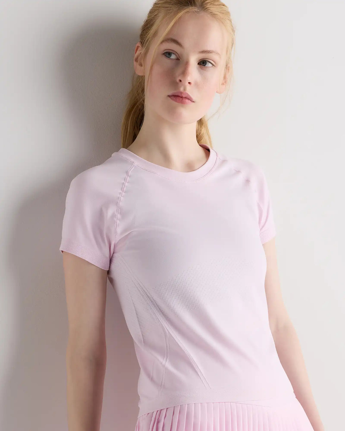 Seamless Waist-Length Tee
