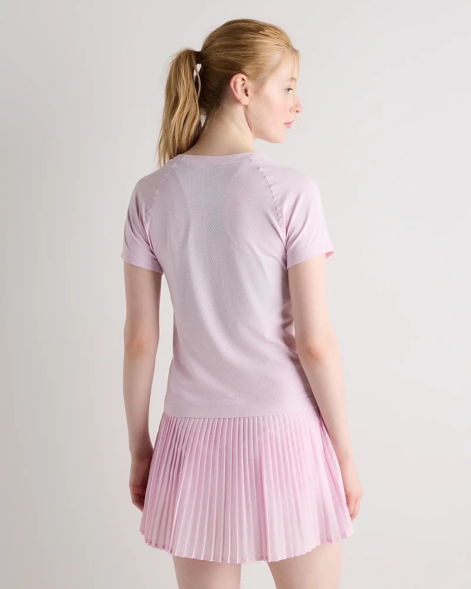 Seamless Waist-Length Tee