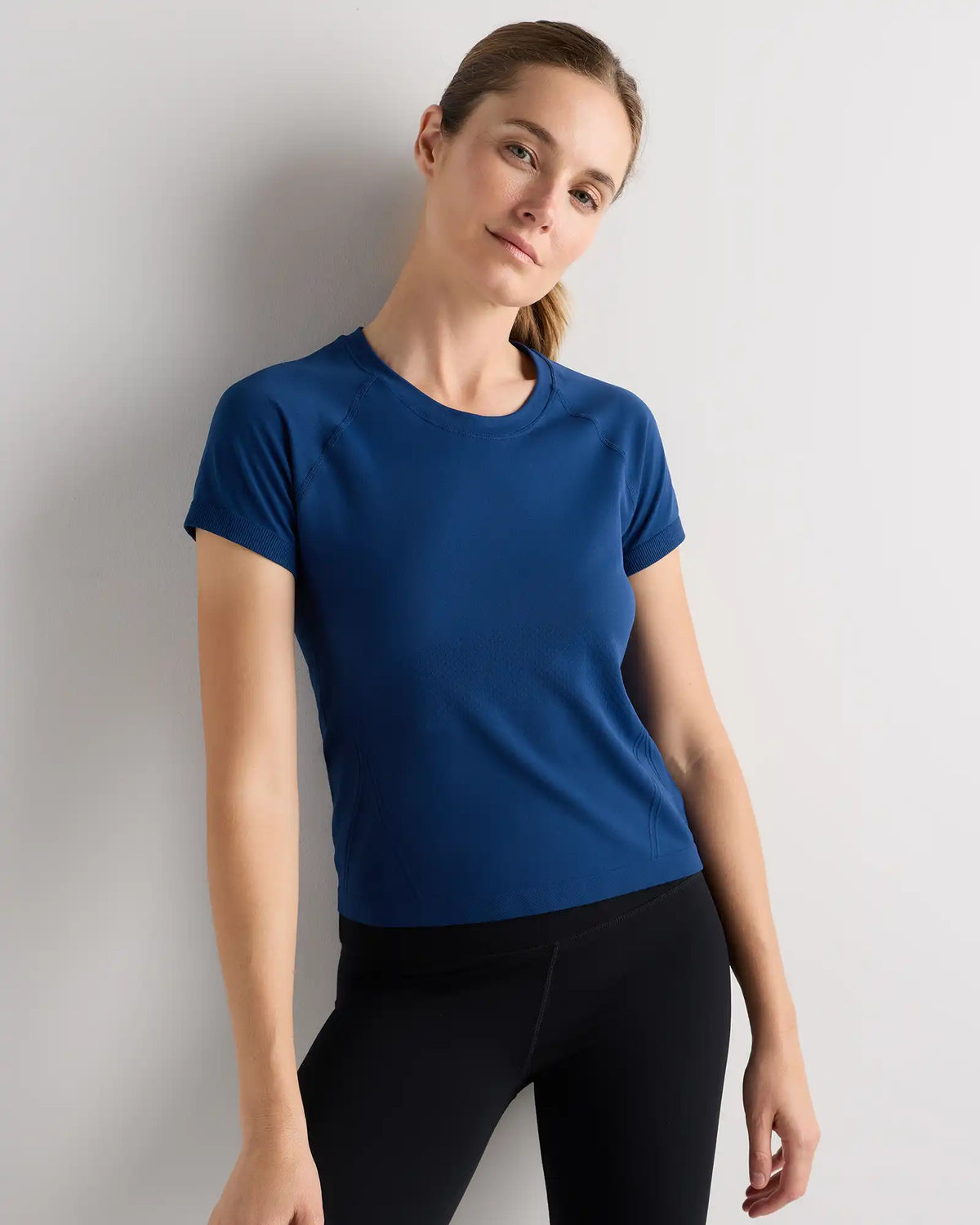 Seamless Waist-Length Tee