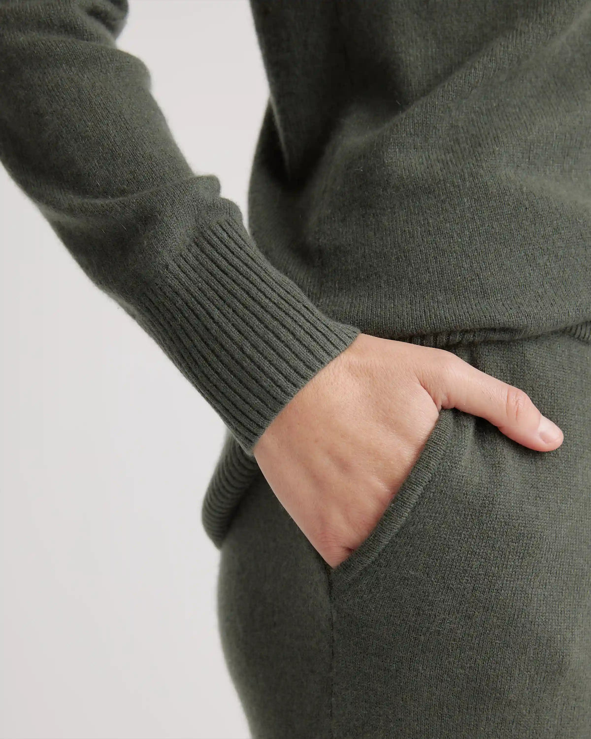 Mongolian Spring Cashmere Sweatpants