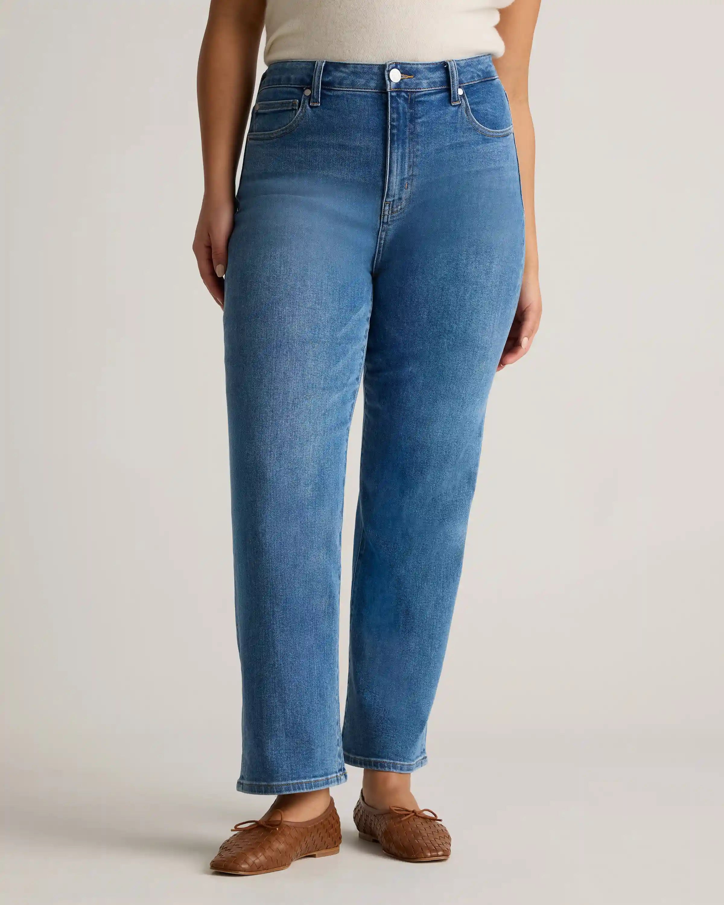 Bella Stretch Straight Jeans