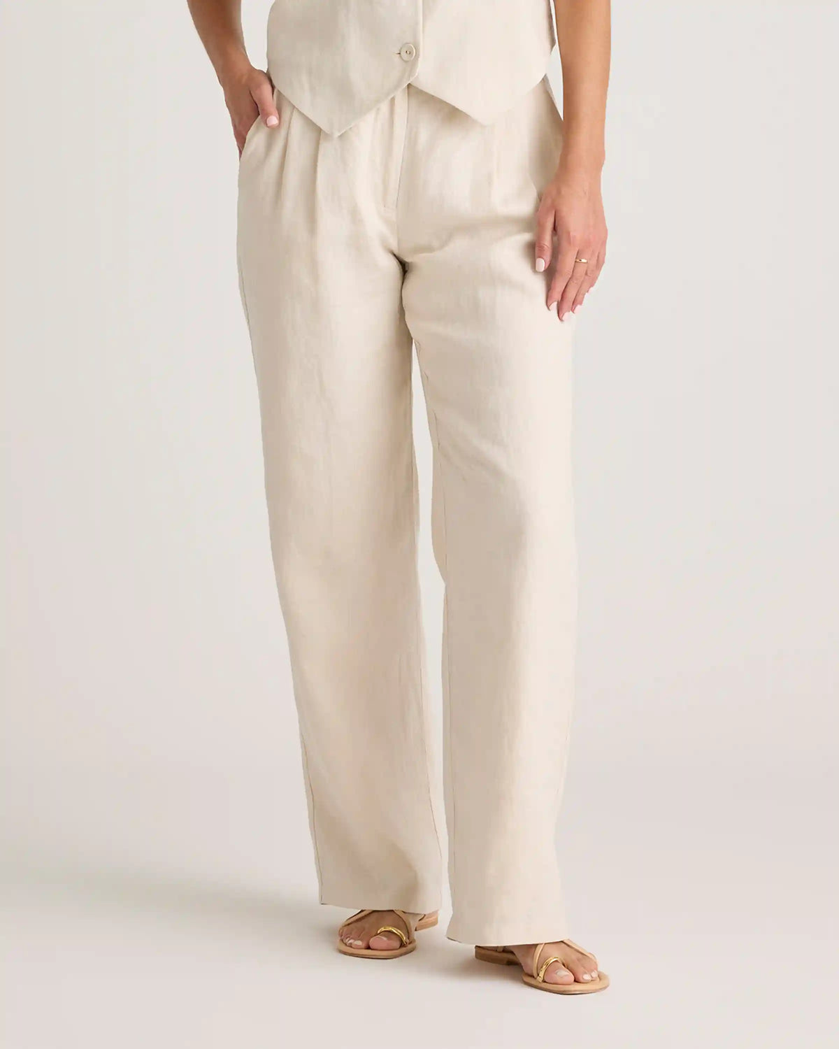 100% European Linen Pleated Trouser