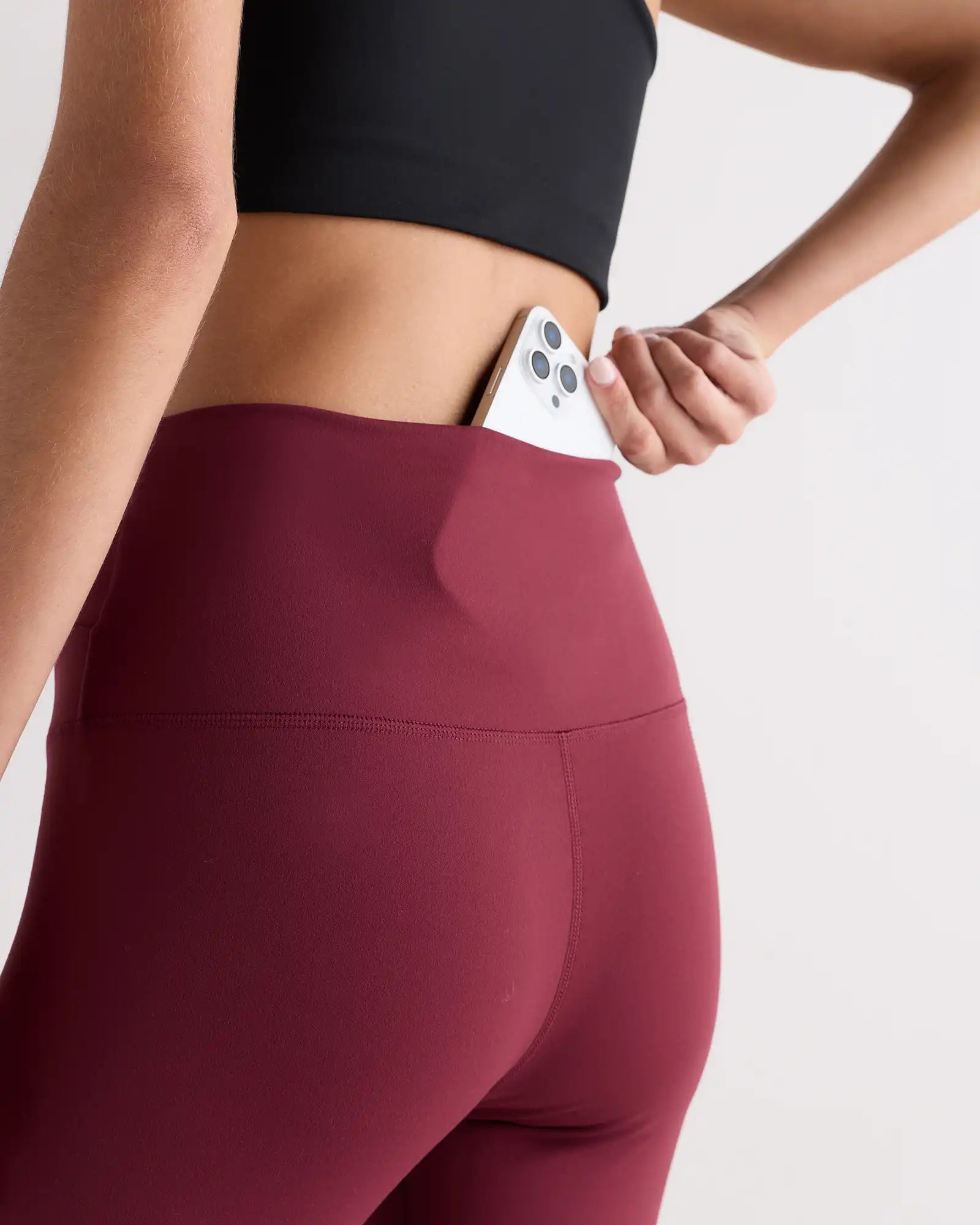 Ultra-Form High-Rise Crossover Legging