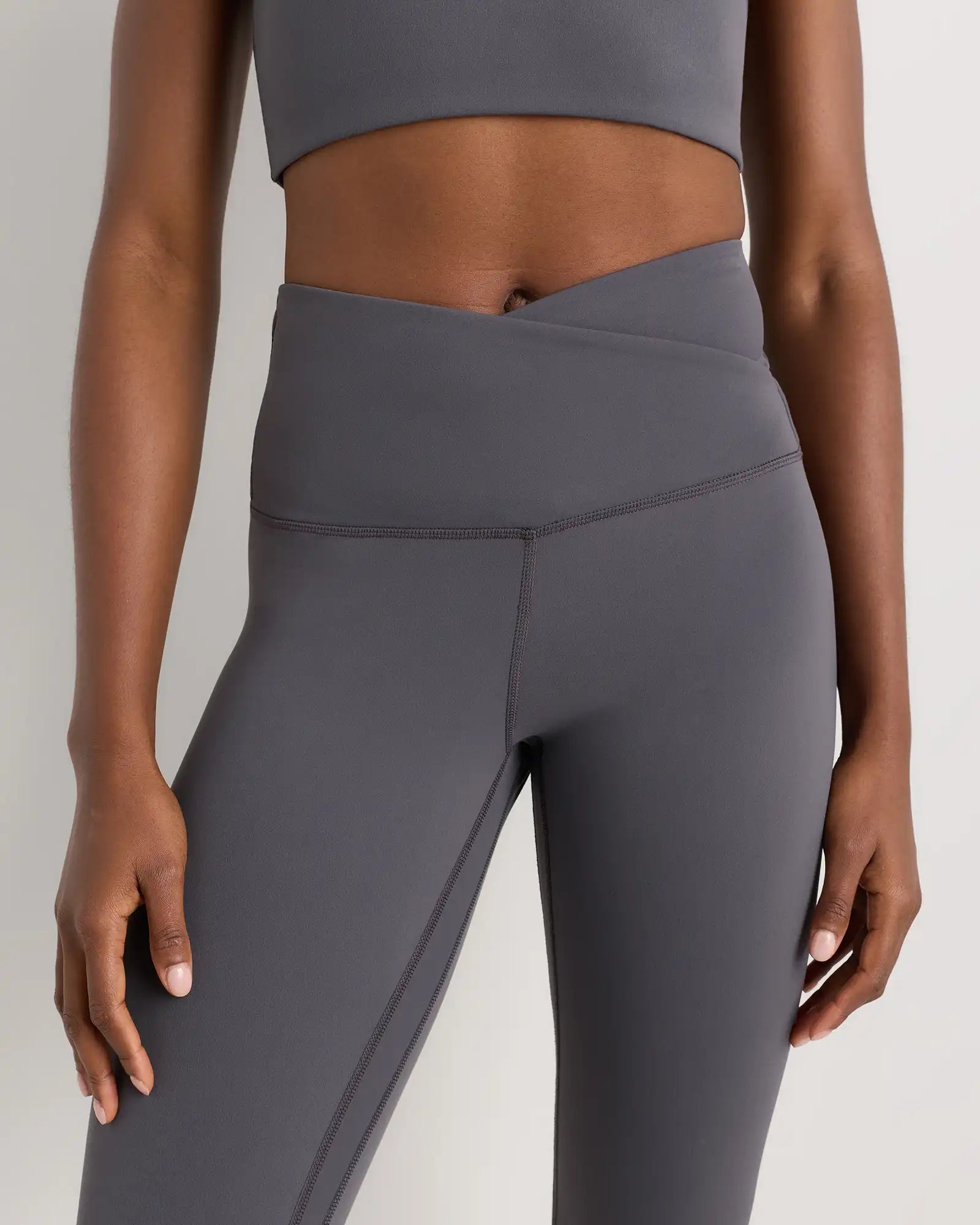 Ultra-Form High-Rise Crossover Legging
