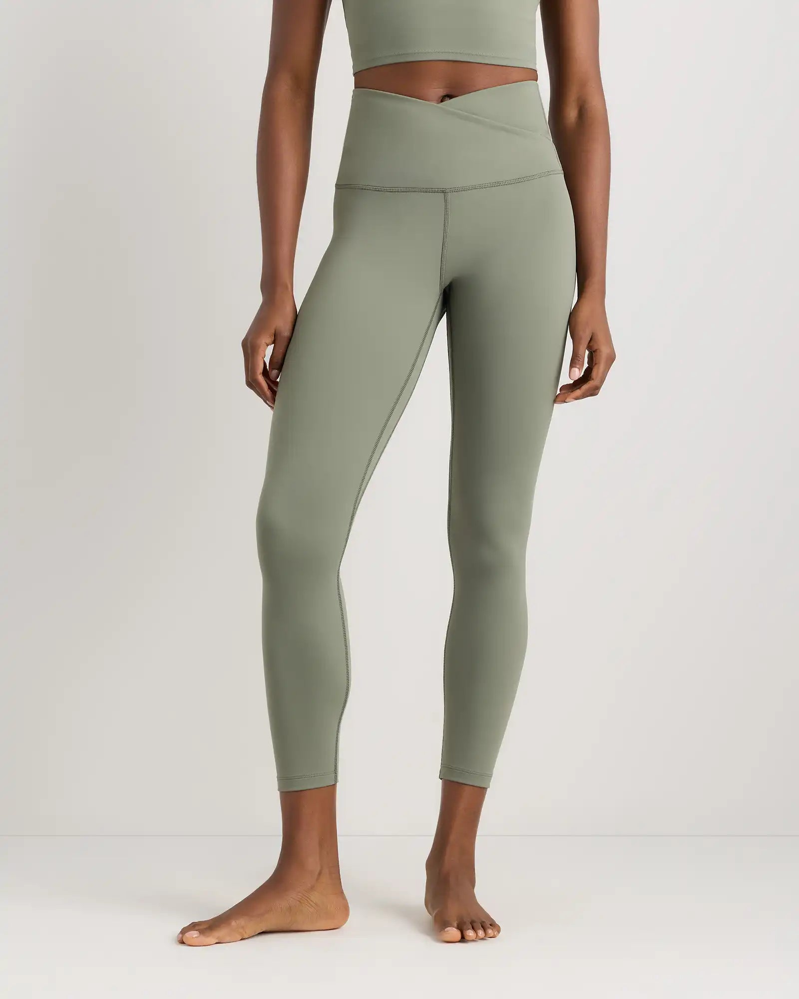 Ultra-Form High-Rise Crossover Legging