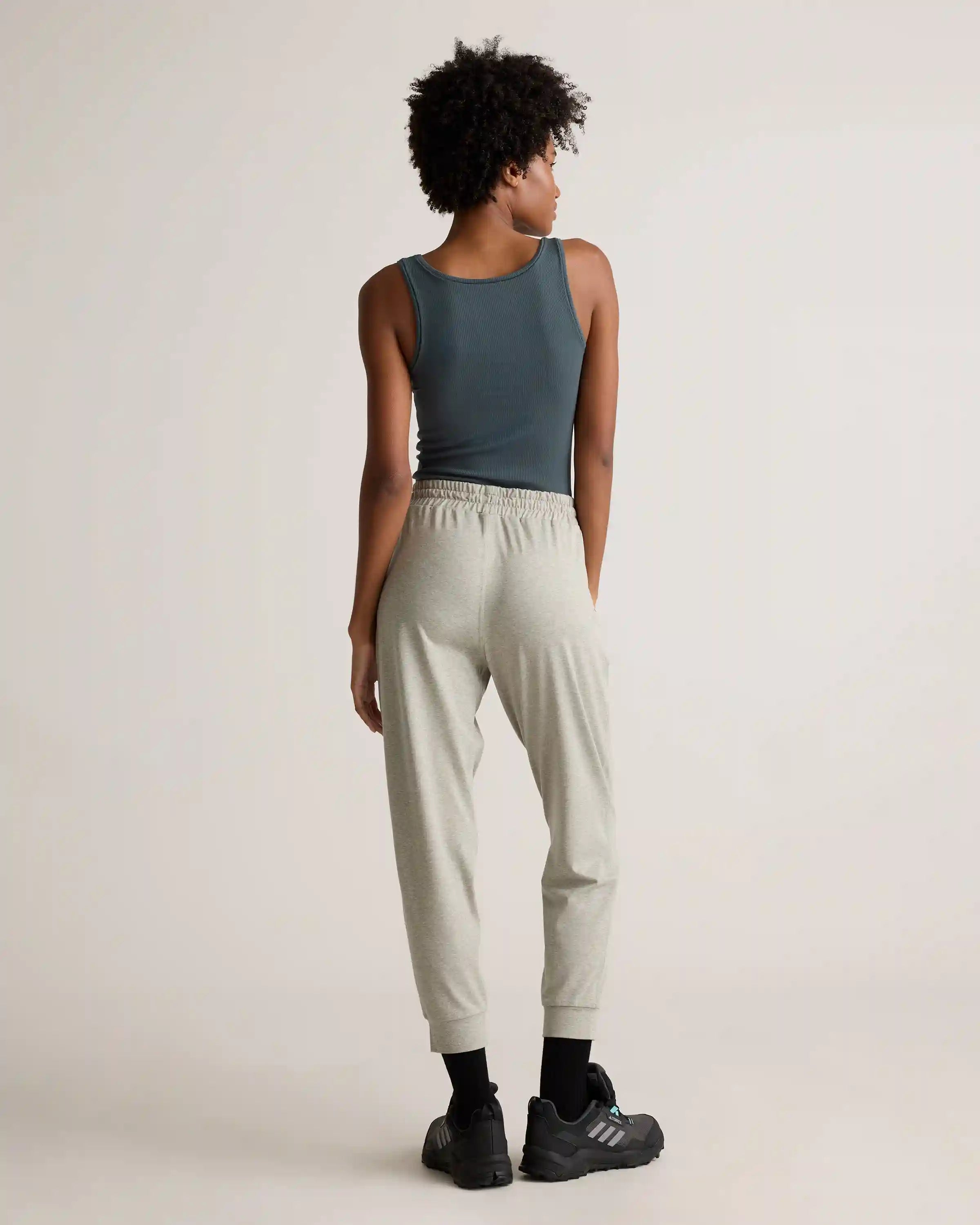Flowknit Mid-Rise Joggers