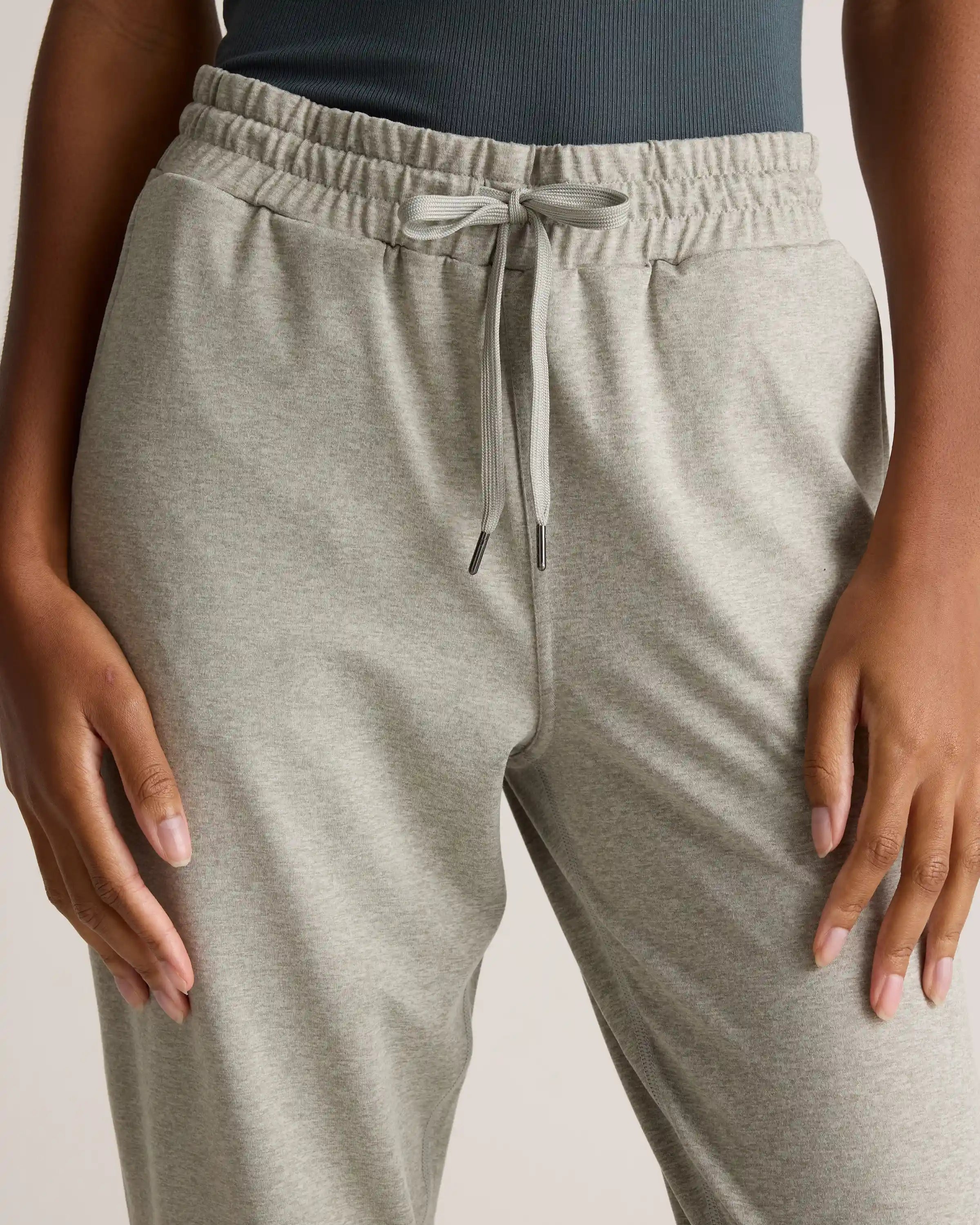Flowknit Mid-Rise Joggers