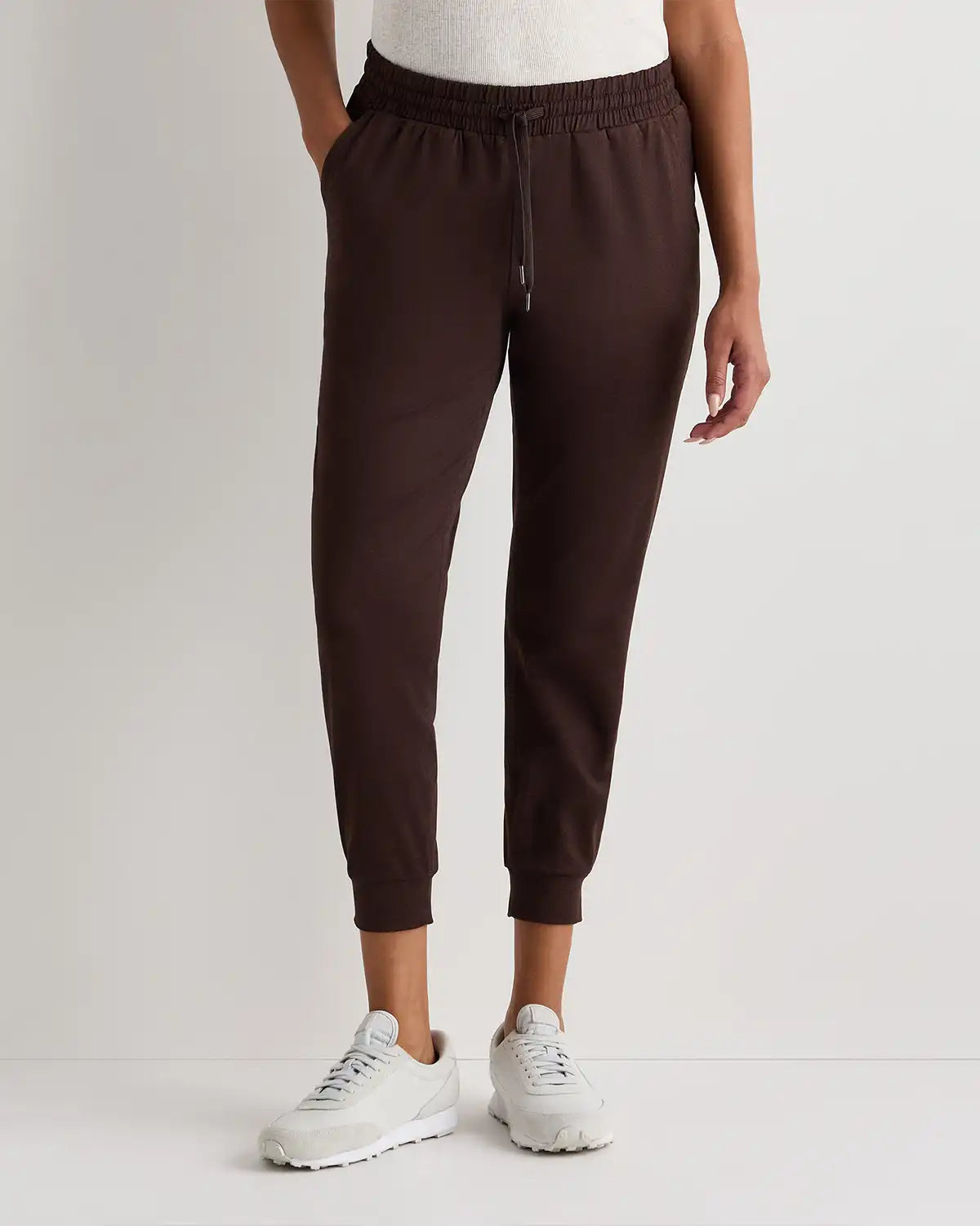 Flowknit Mid-Rise Joggers