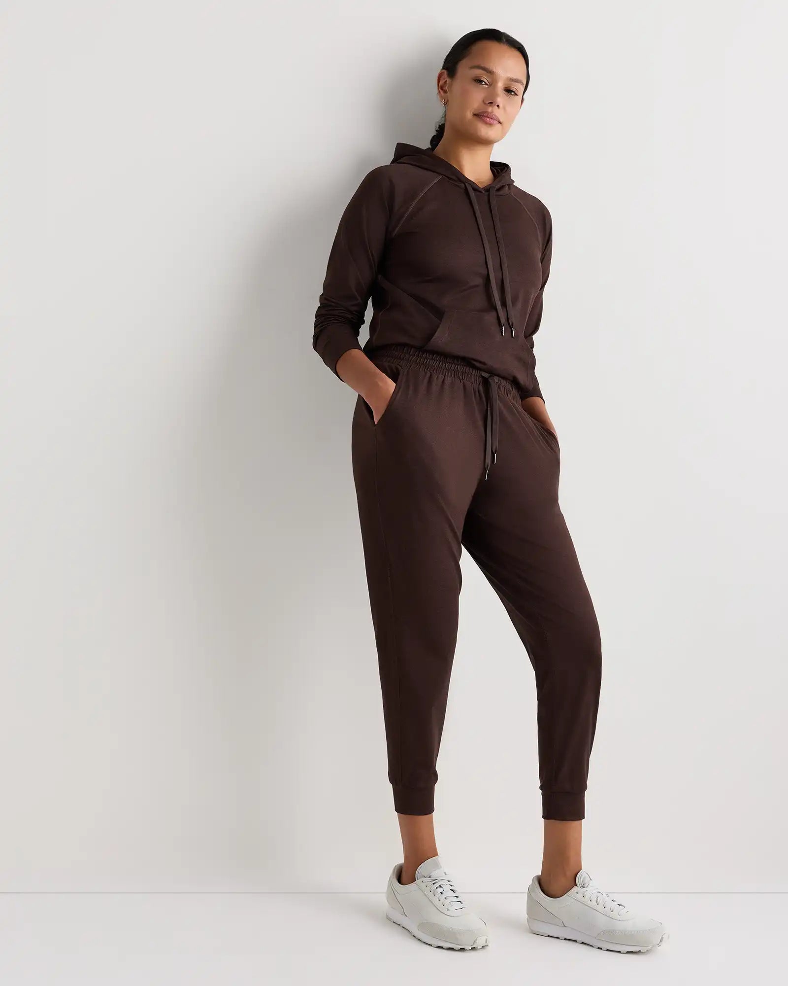 Flowknit Mid-Rise Joggers