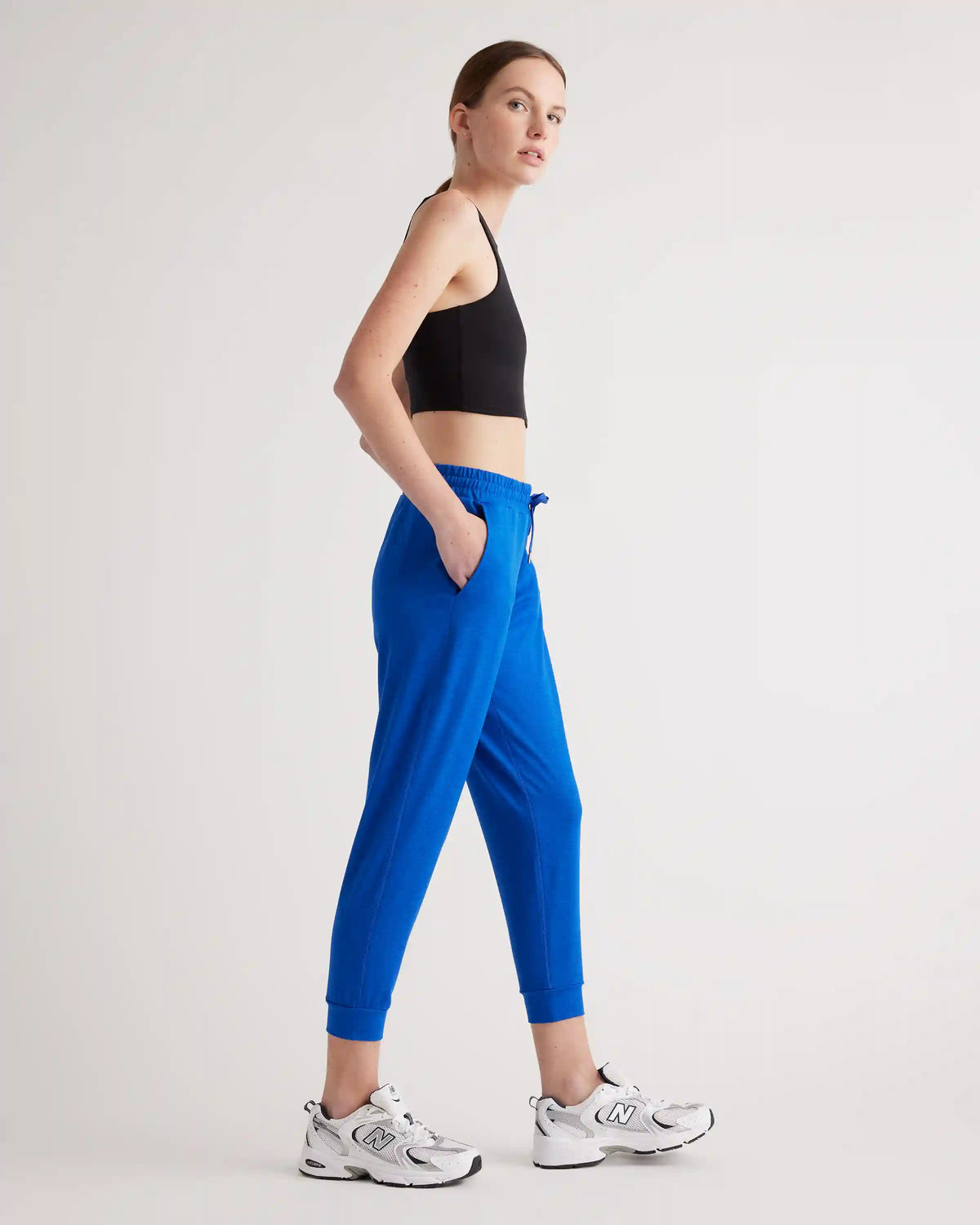 Flowknit Mid-Rise Joggers