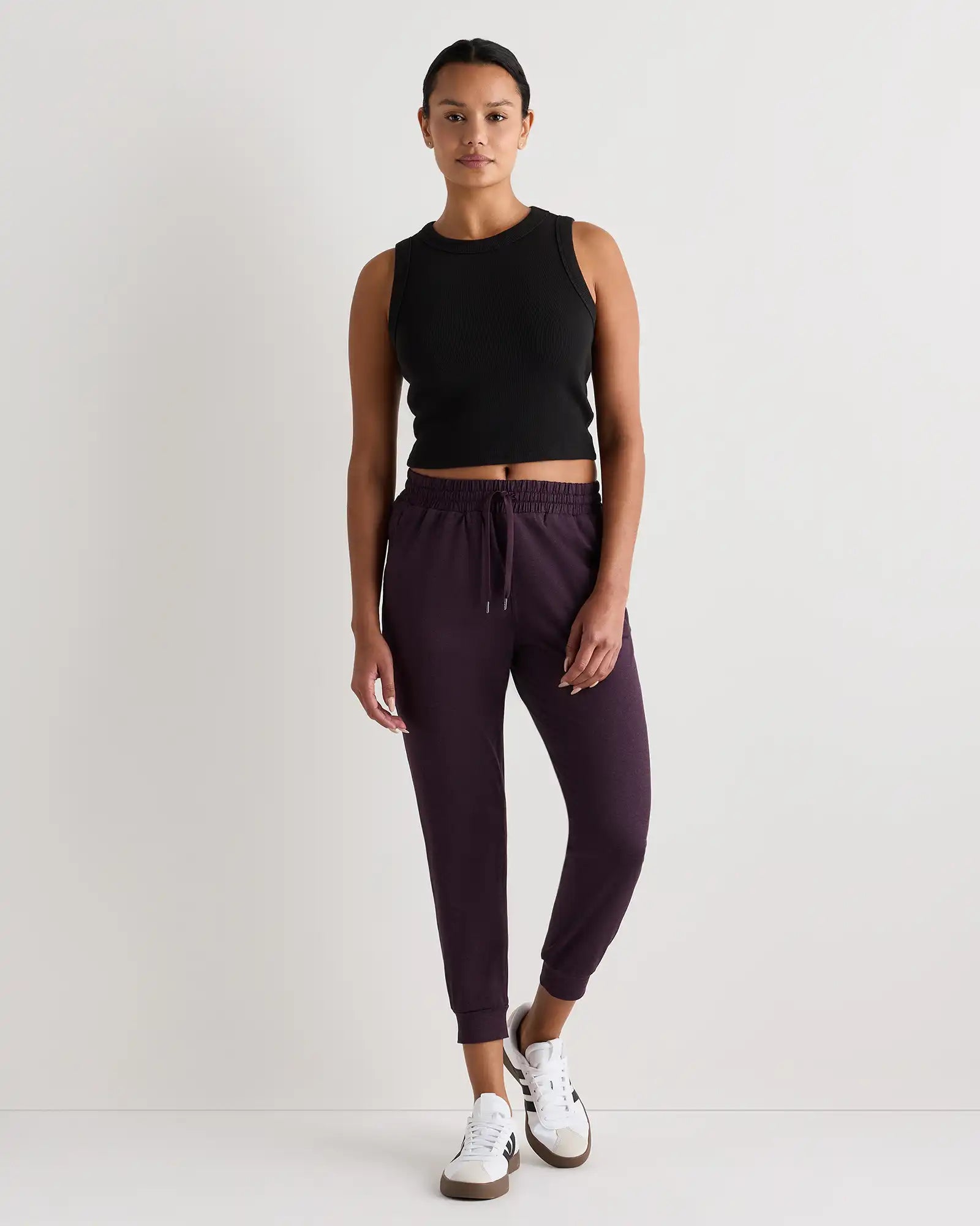 Flowknit Mid-Rise Joggers
