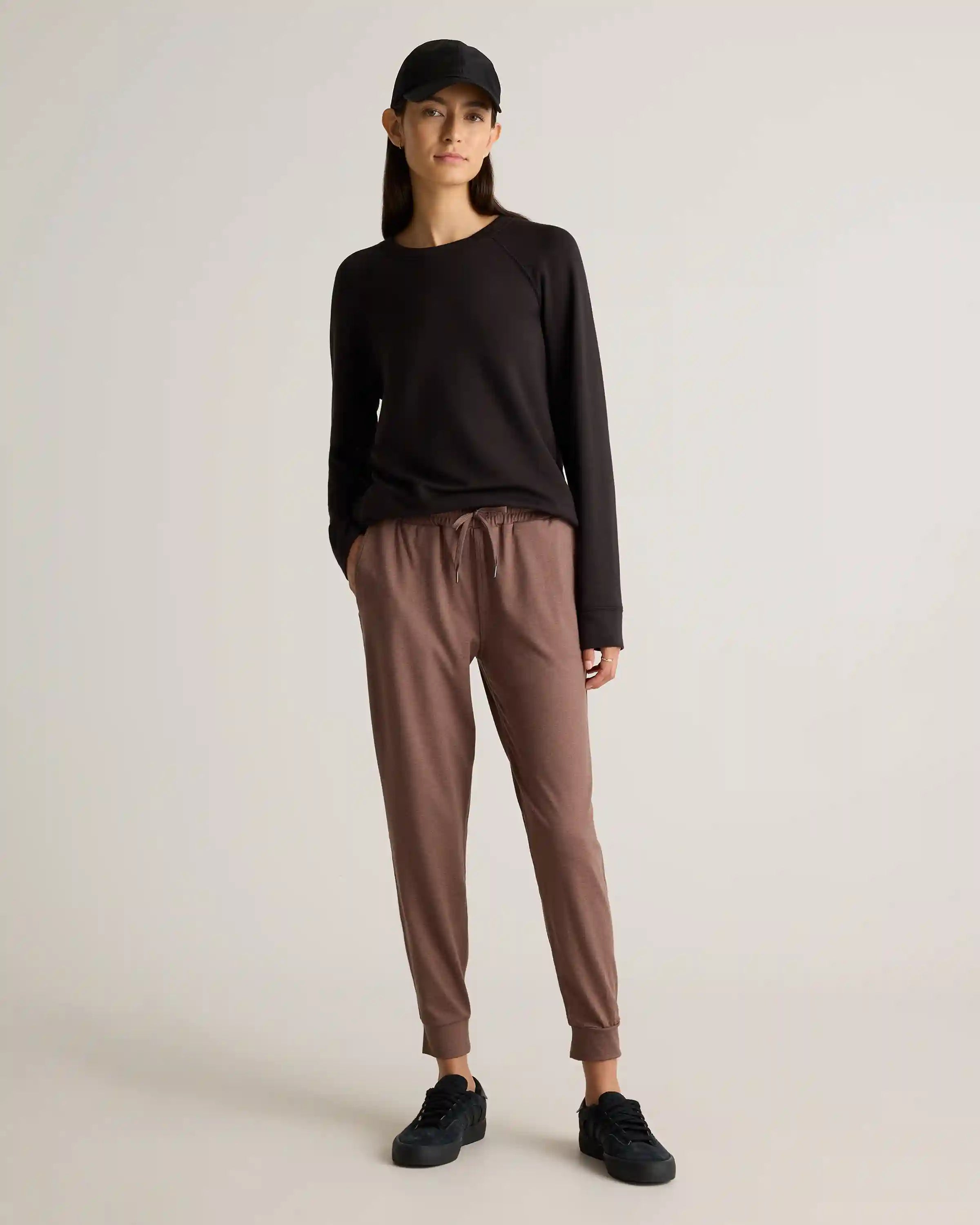 Flowknit Mid-Rise Joggers
