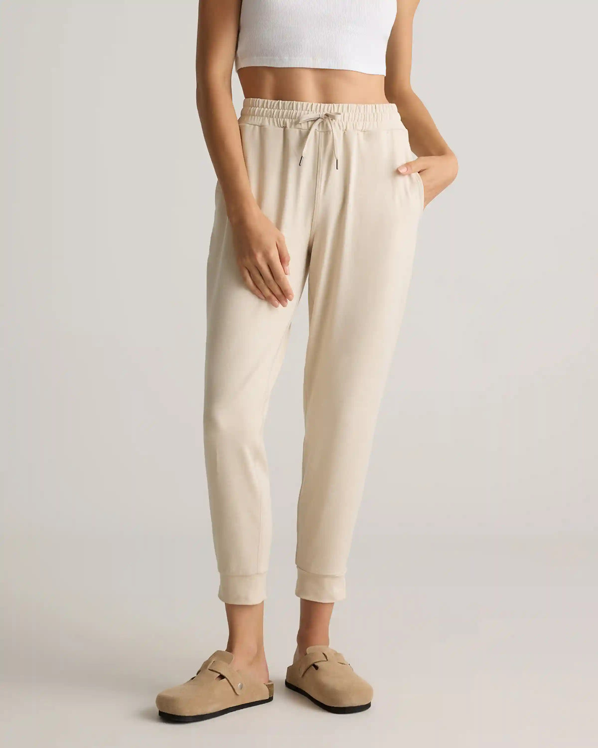 Flowknit Mid-Rise Joggers