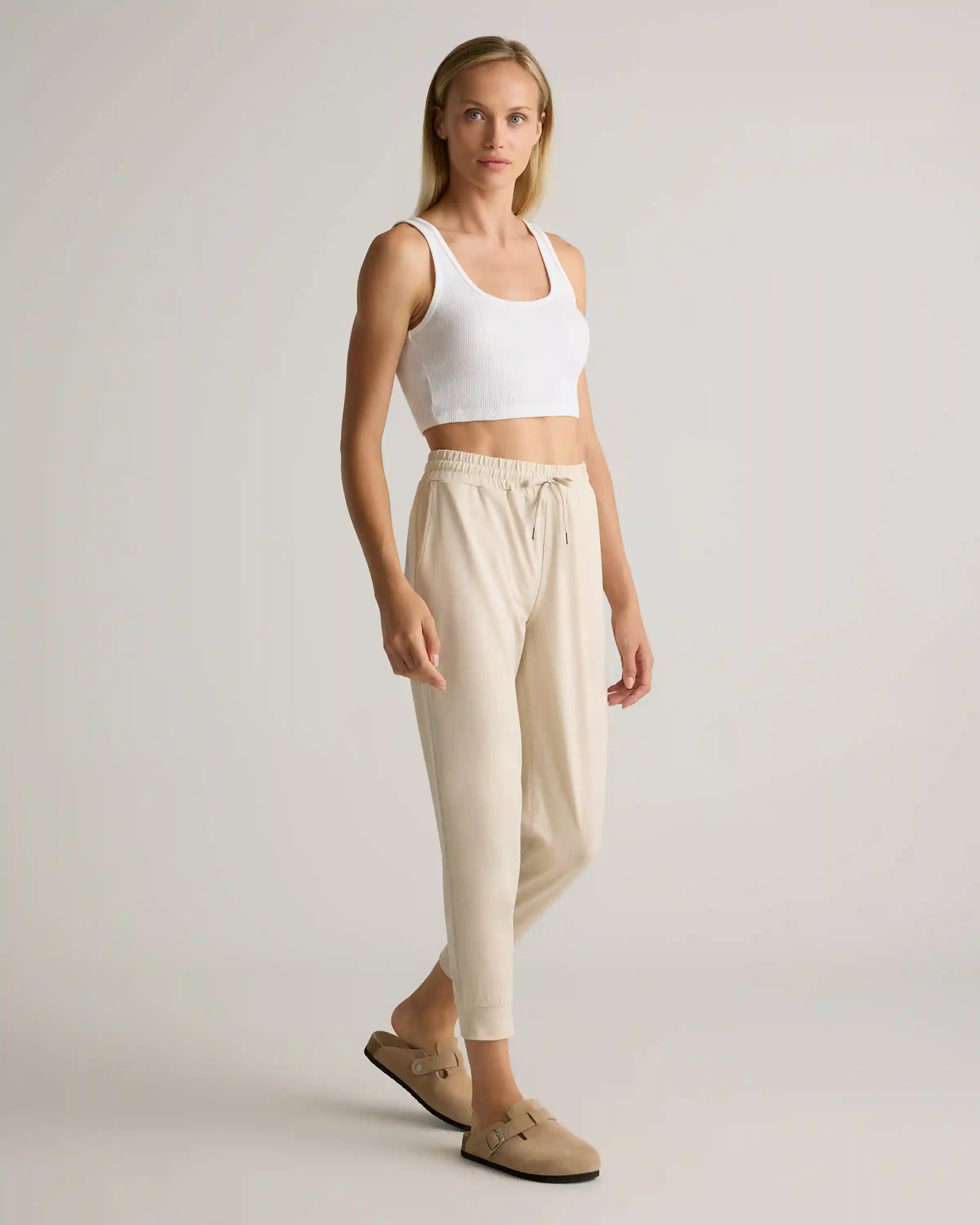 Flowknit Mid-Rise Joggers