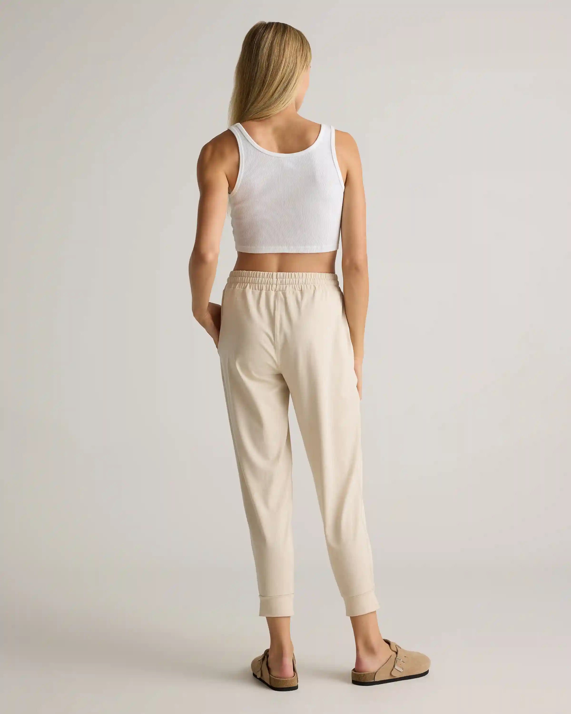 Flowknit Mid-Rise Joggers