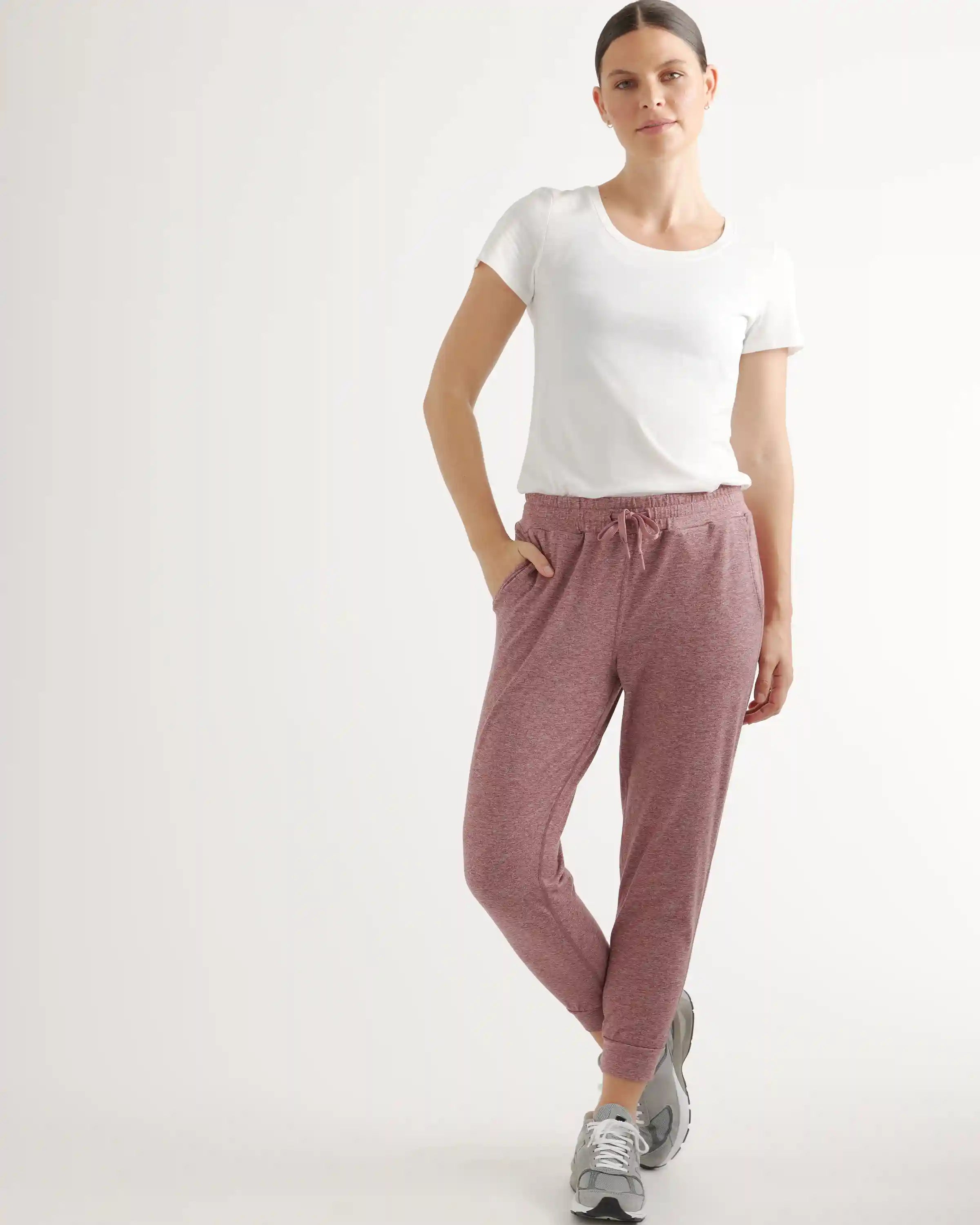 Flowknit Mid-Rise Joggers