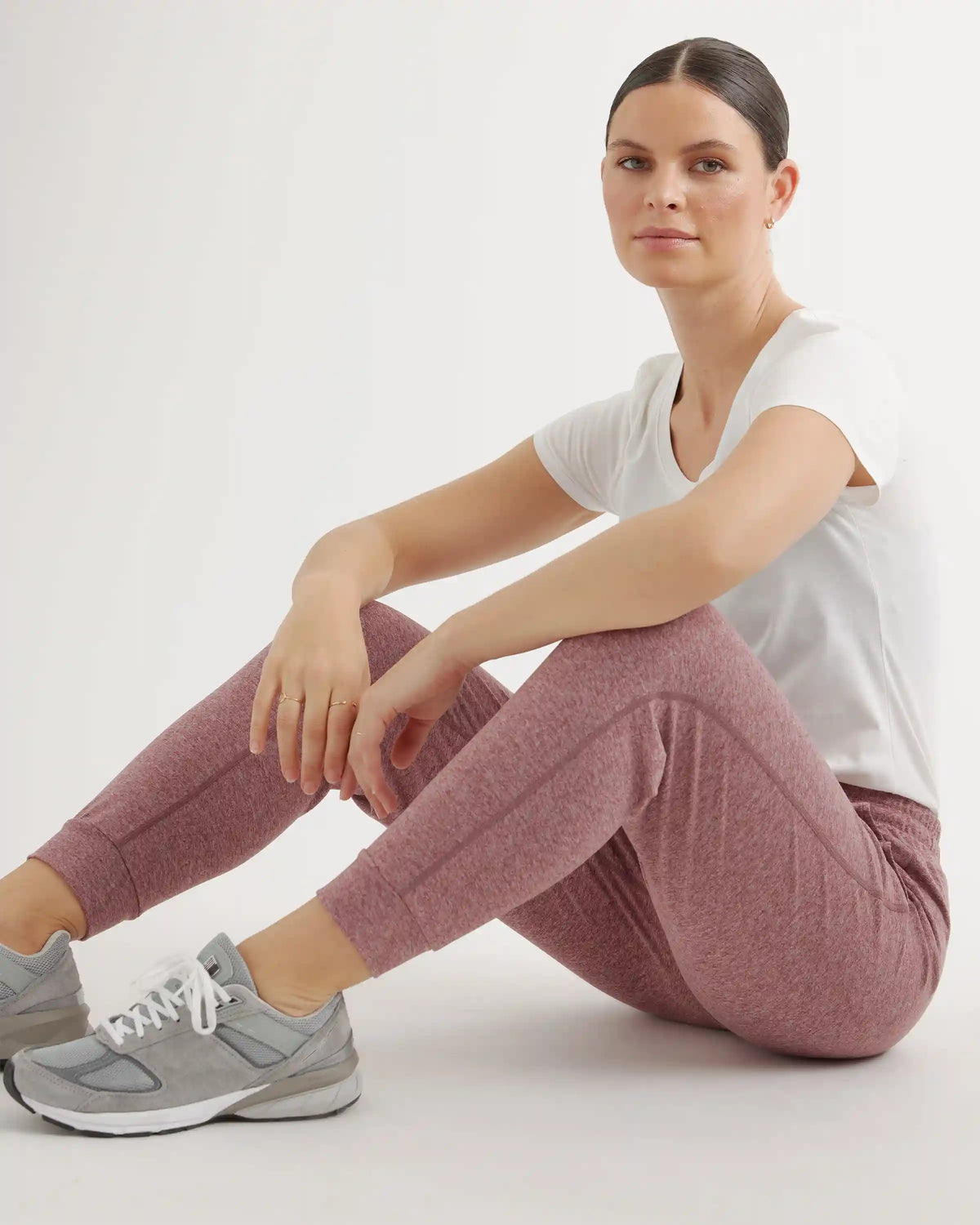 Flowknit Mid-Rise Joggers