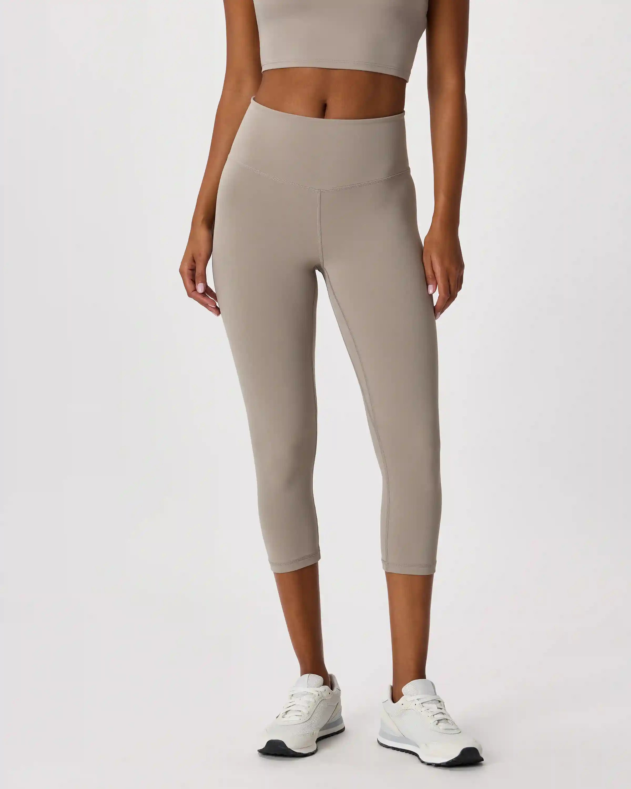 Ultra-Form High-Rise Capri