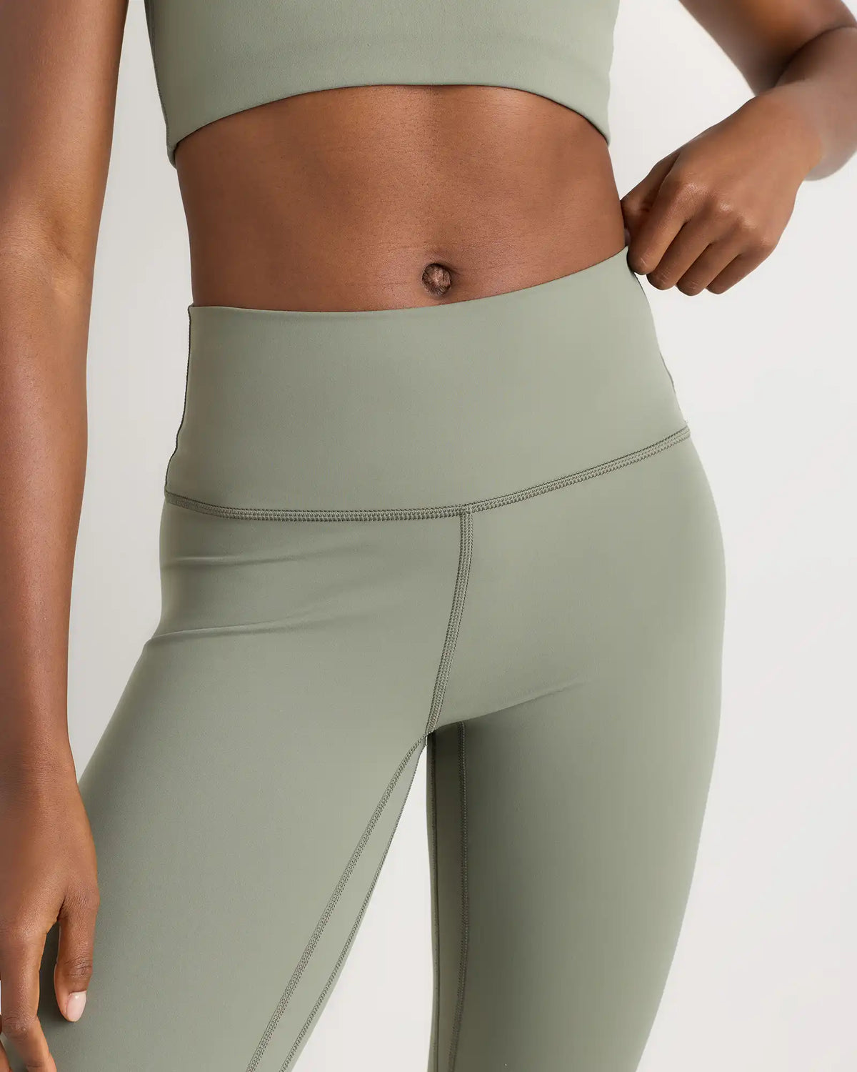 Ultra-Form High-Rise Capri