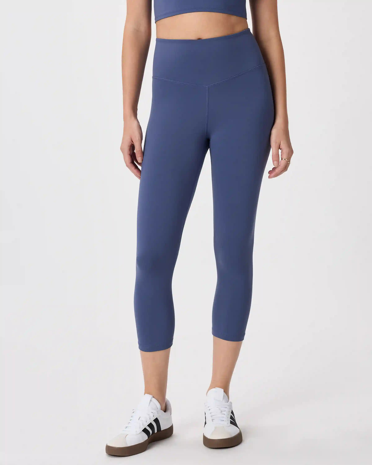 Ultra-Form High-Rise Capri