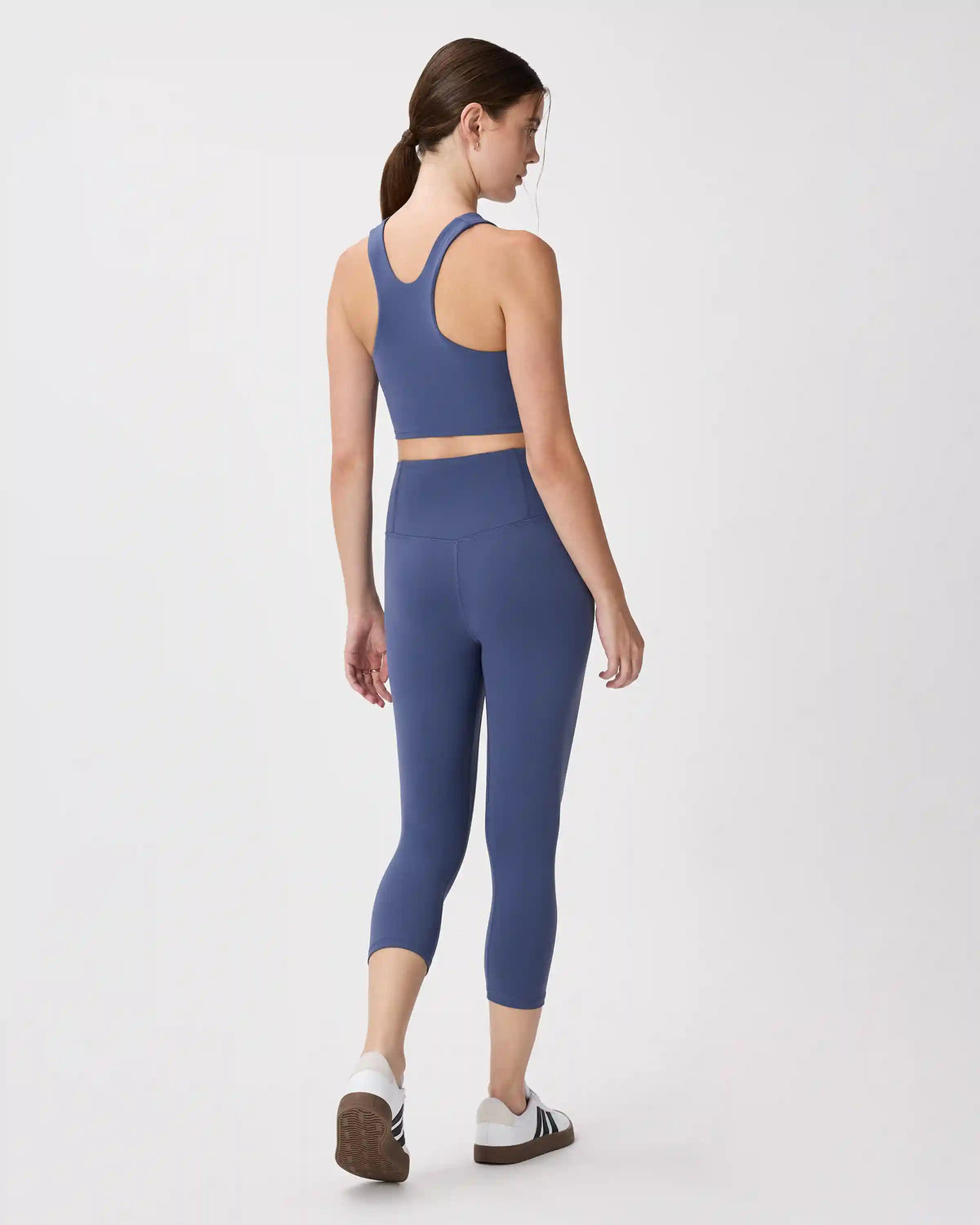 Ultra-Form High-Rise Capri