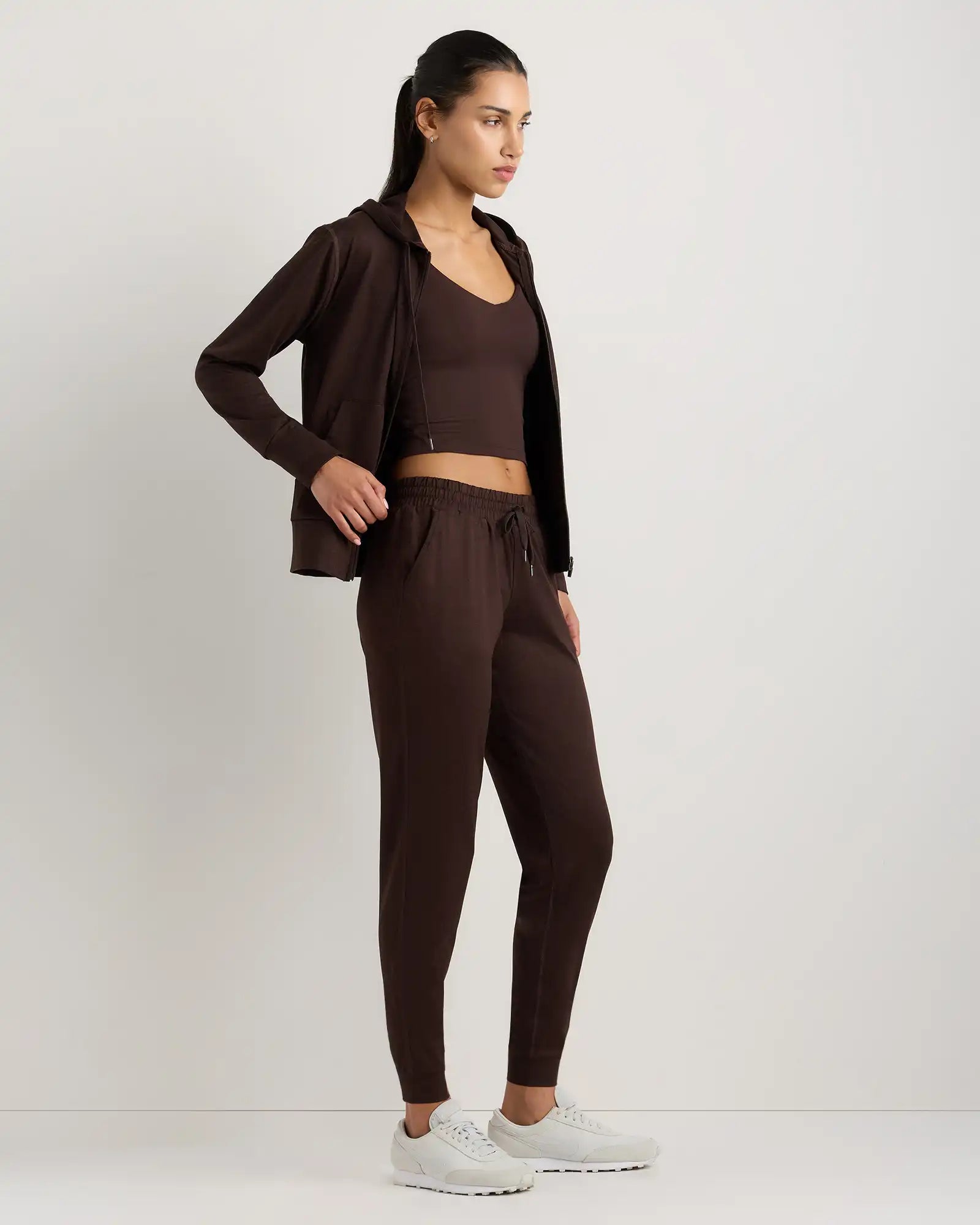 Flowknit Mid-Rise Joggers