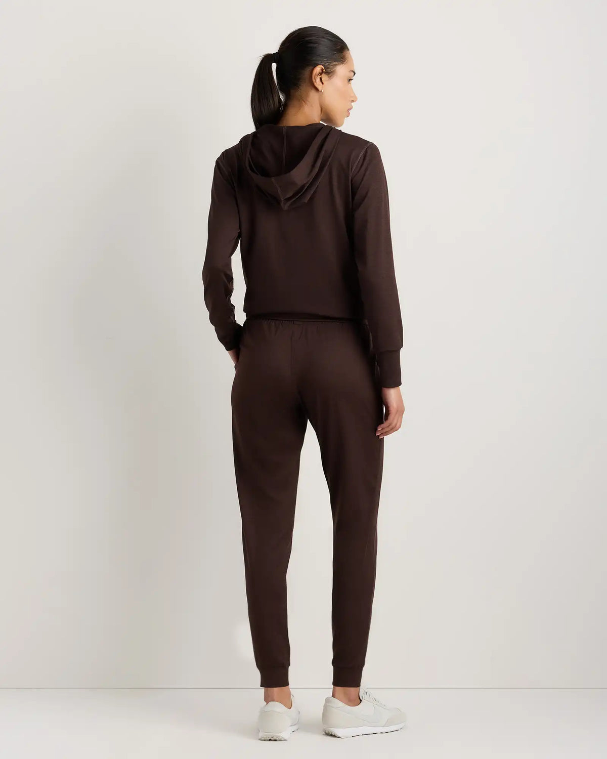 Flowknit Mid-Rise Joggers