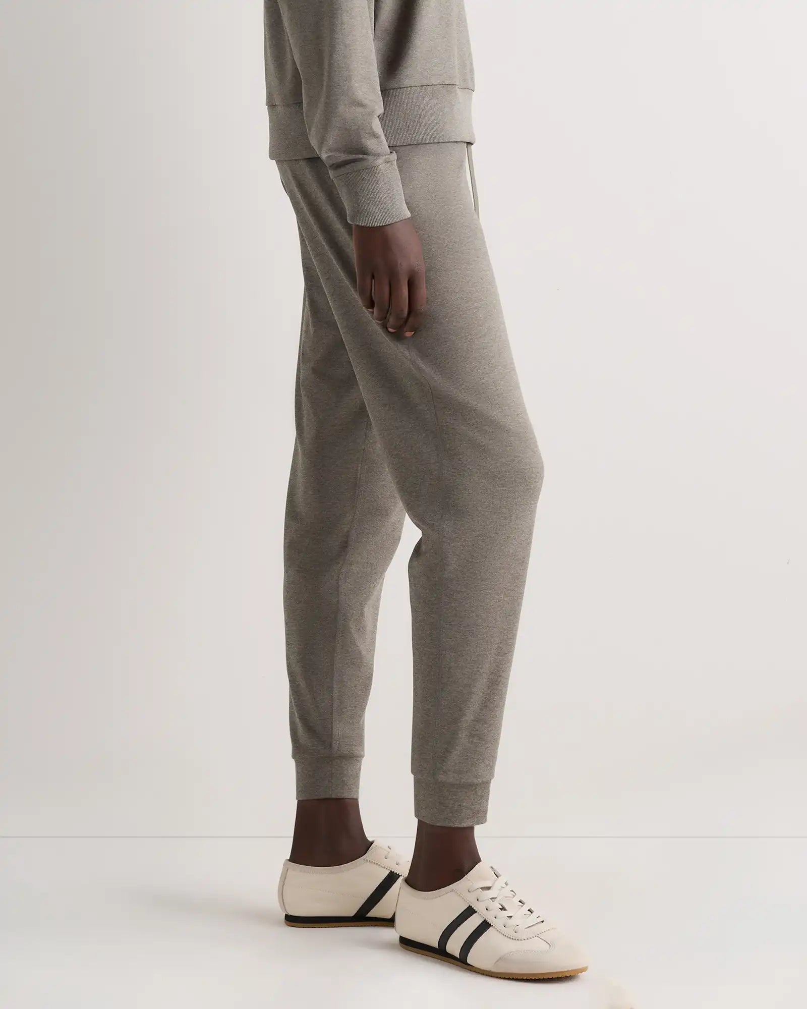 Flowknit Mid-Rise Joggers