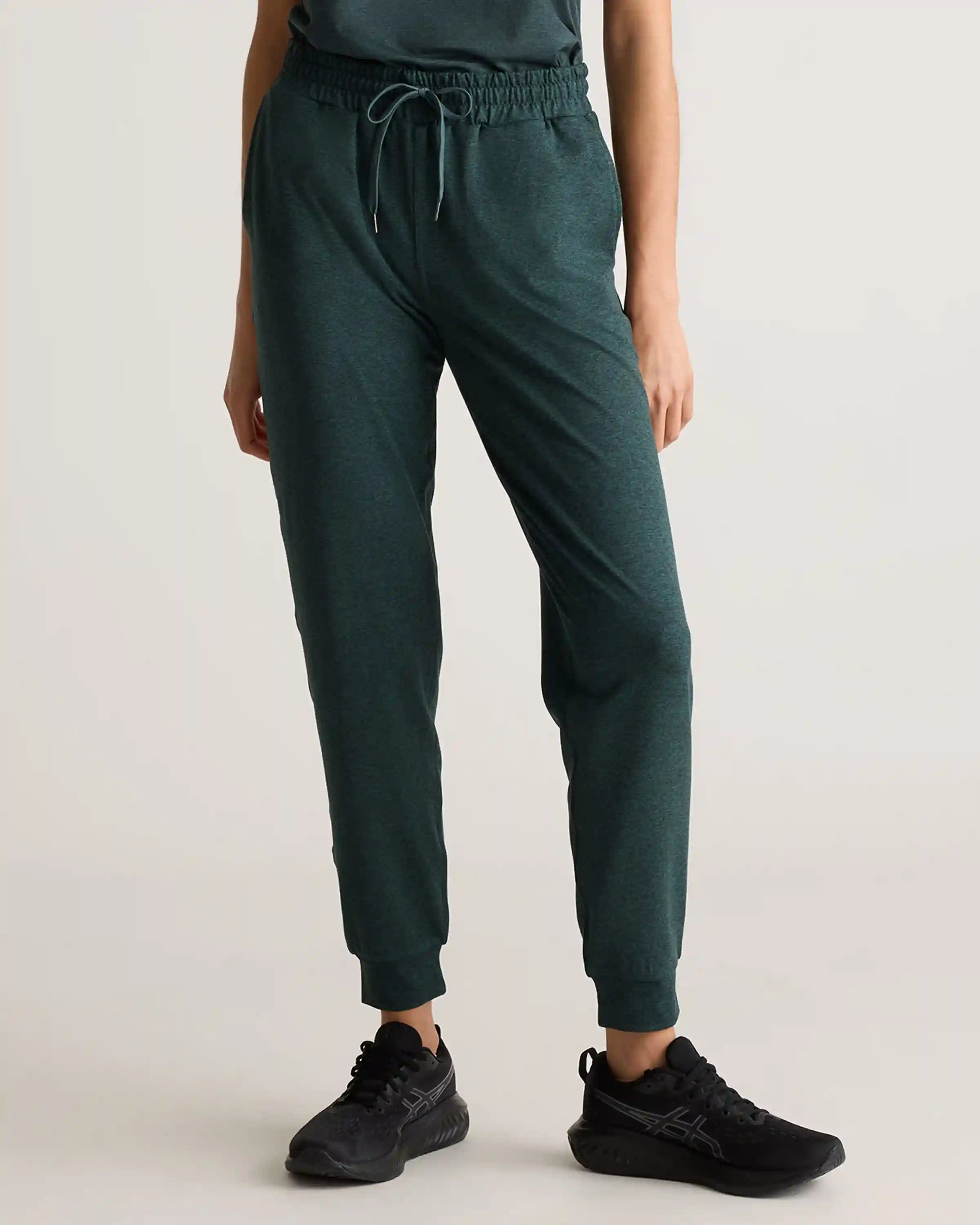 Flowknit Mid-Rise Joggers
