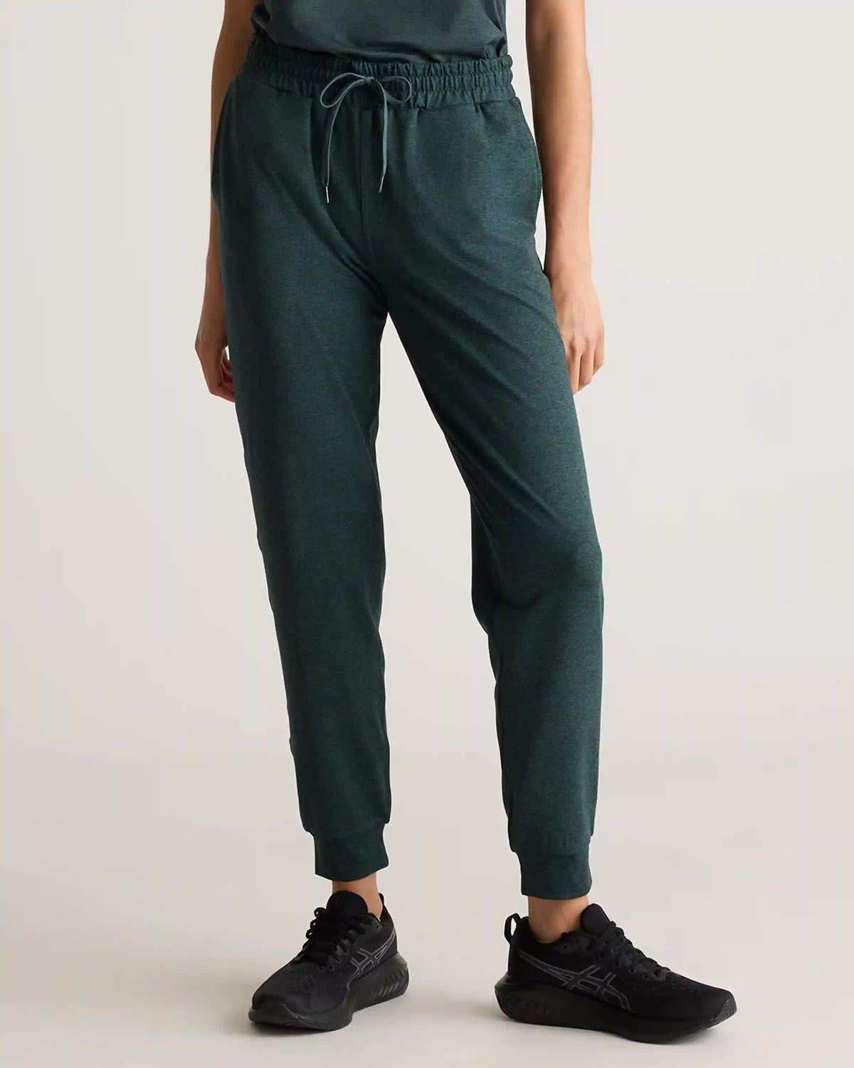 Flowknit Mid-Rise Joggers