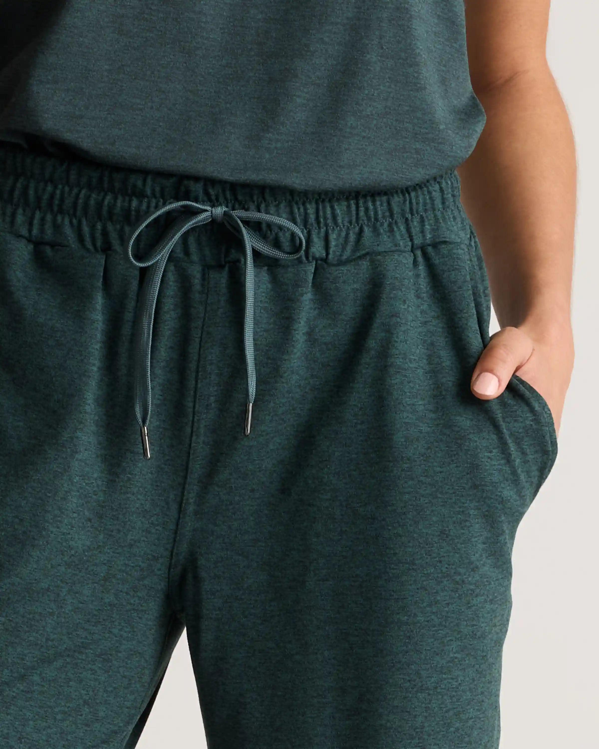 Flowknit Mid-Rise Joggers