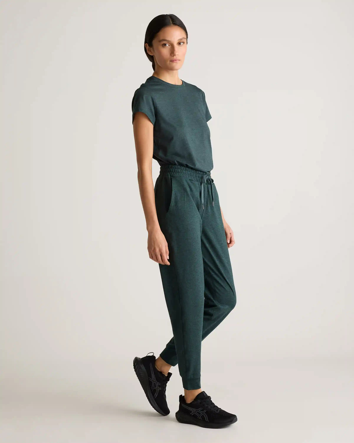 Flowknit Mid-Rise Joggers