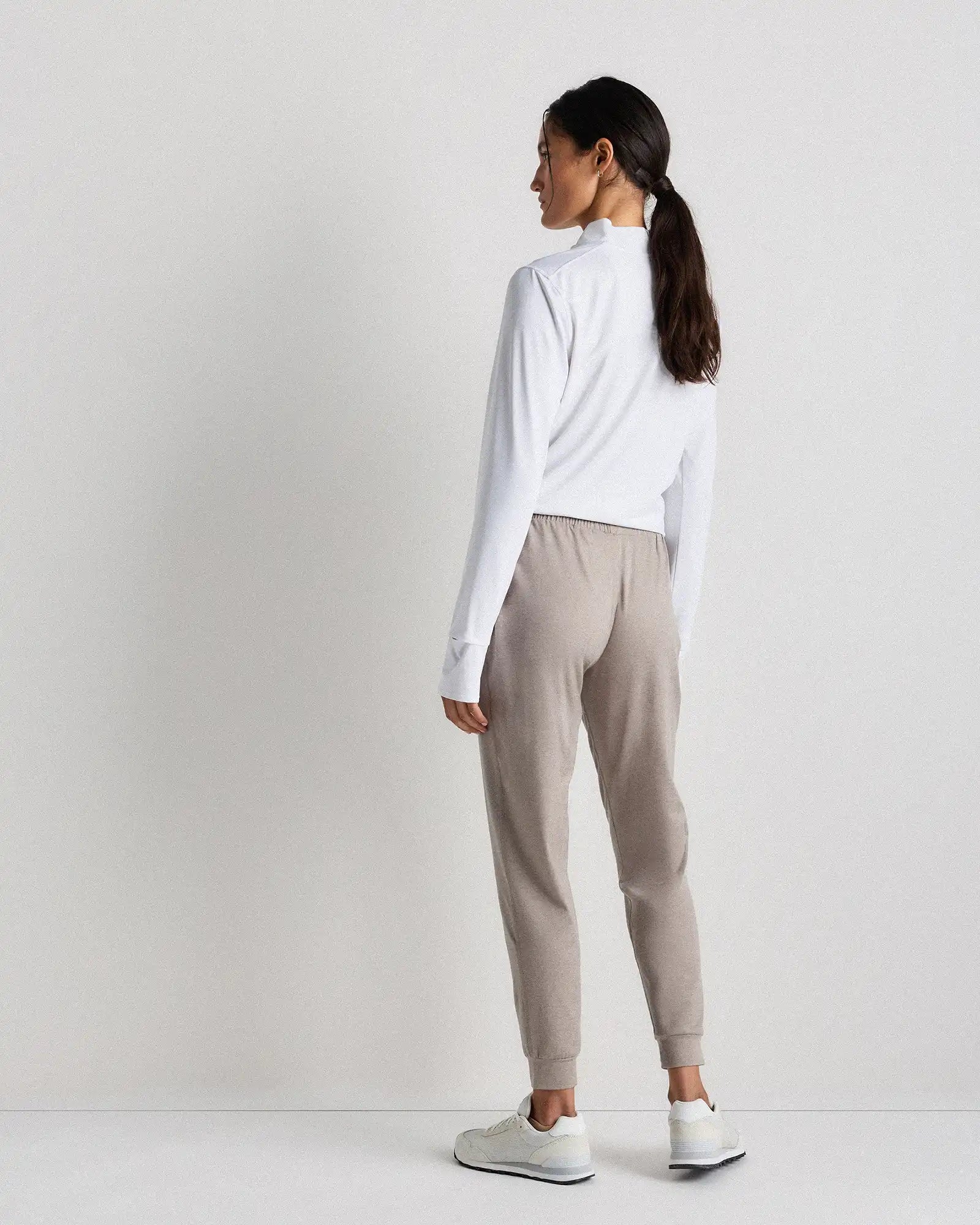 Flowknit Mid-Rise Joggers