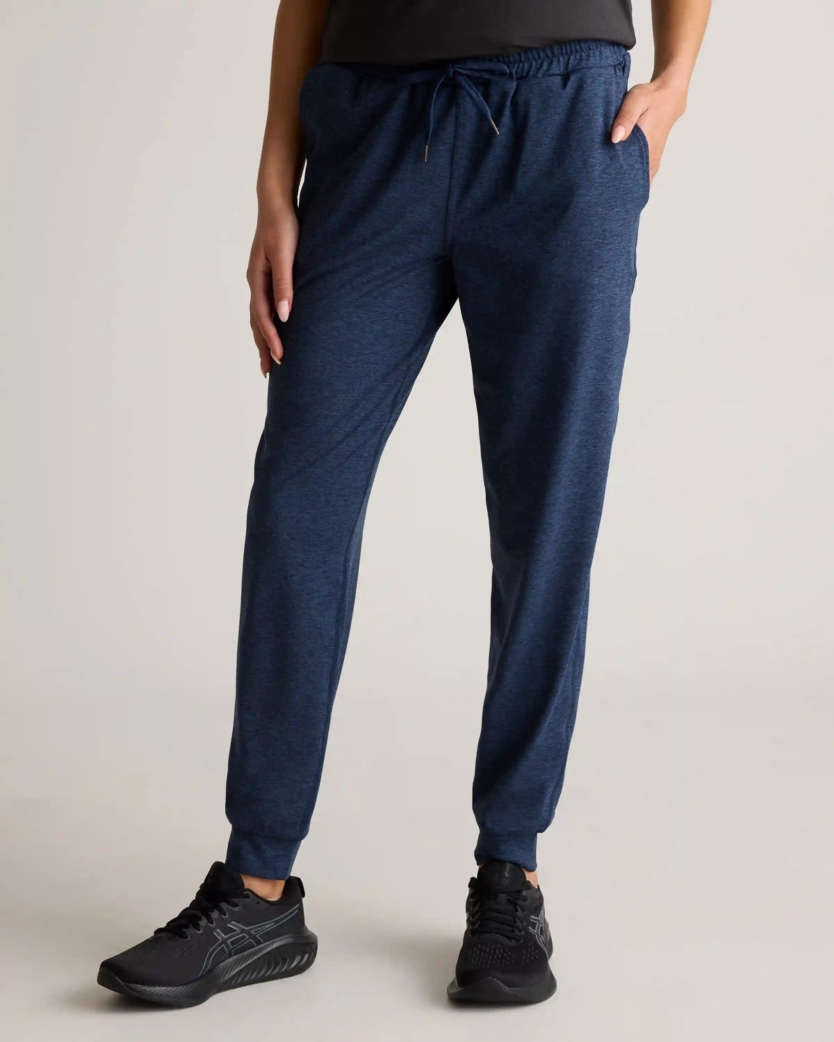 Flowknit Mid-Rise Joggers