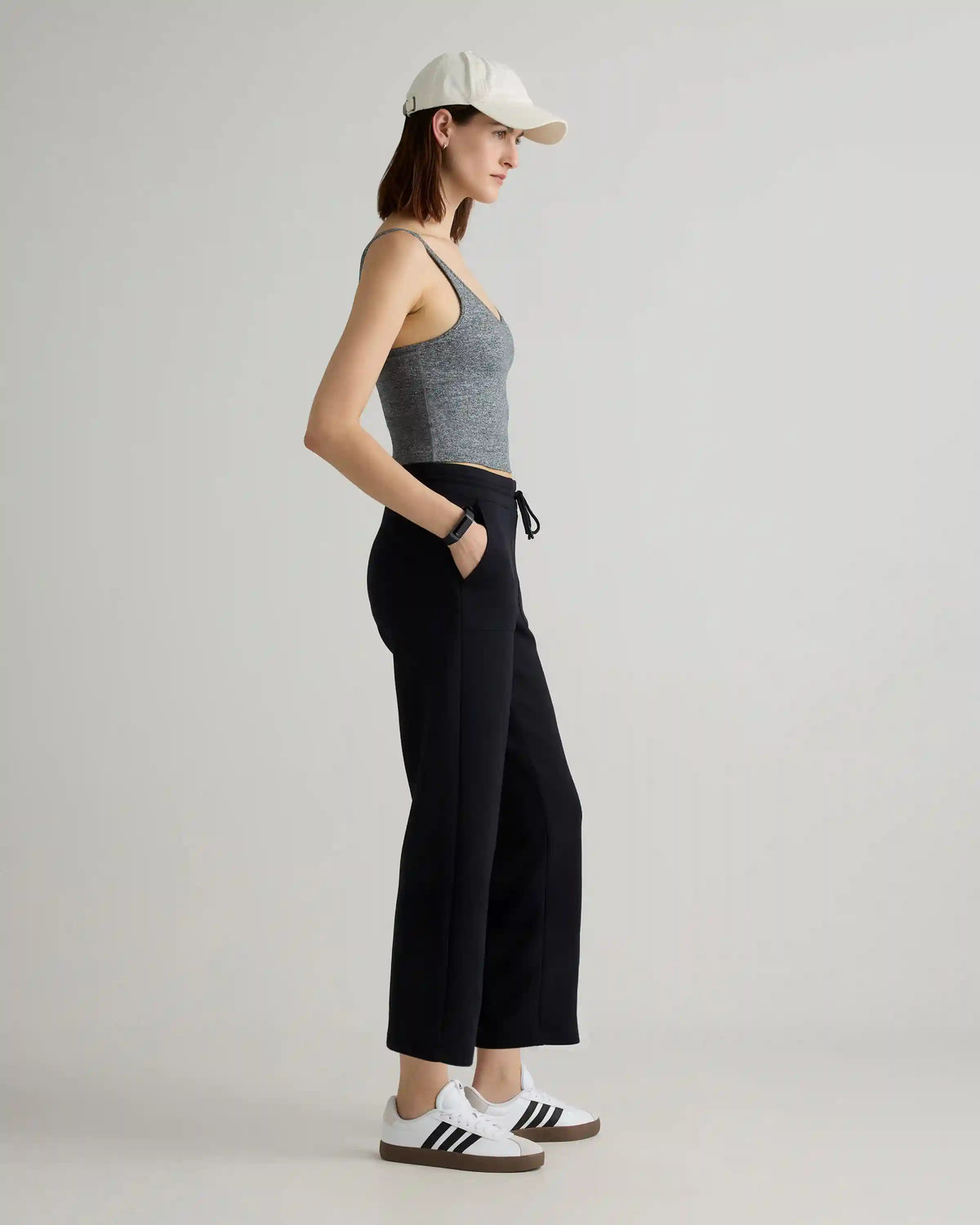 CloudComfort High-Rise Cropped Sweatpants