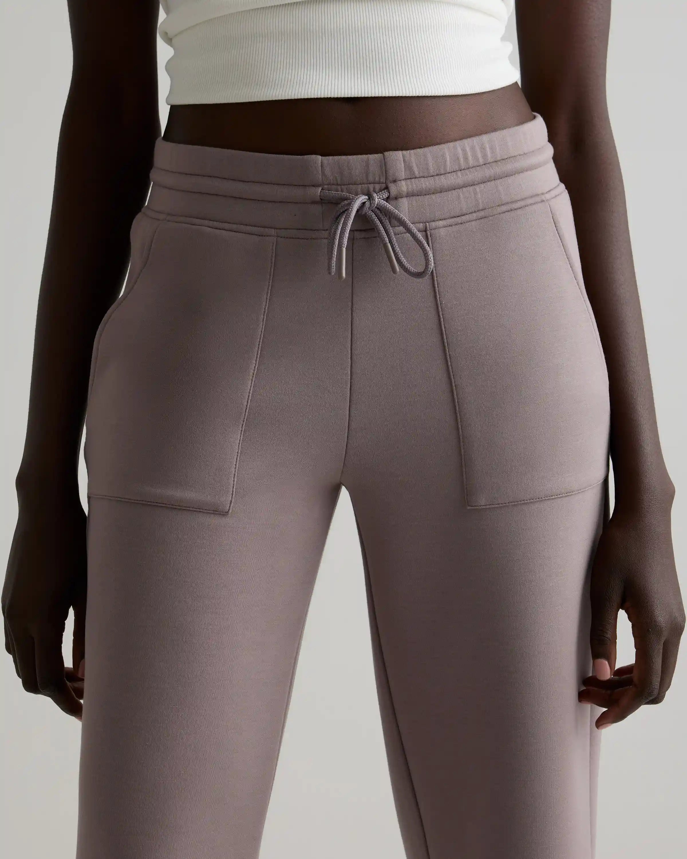 CloudComfort High-Rise Cropped Sweatpants