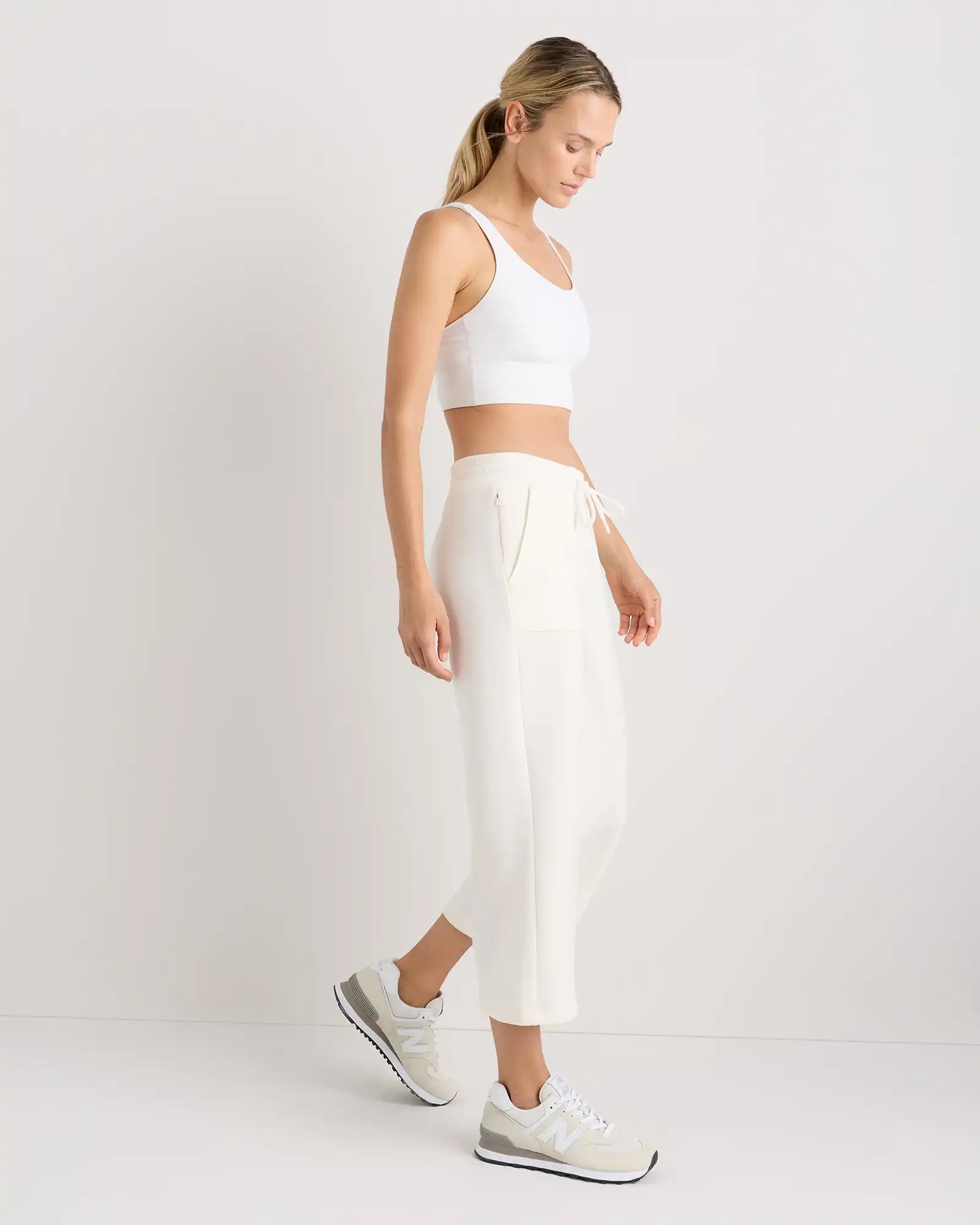 CloudComfort High-Rise Cropped Sweatpants