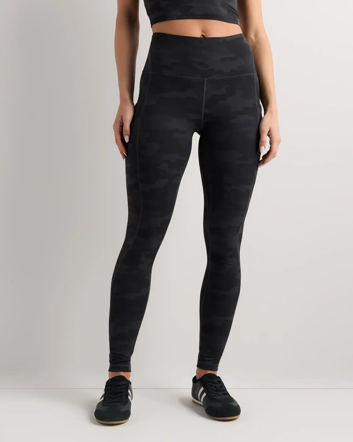 Ultra-Form High-Rise Pocket Legging