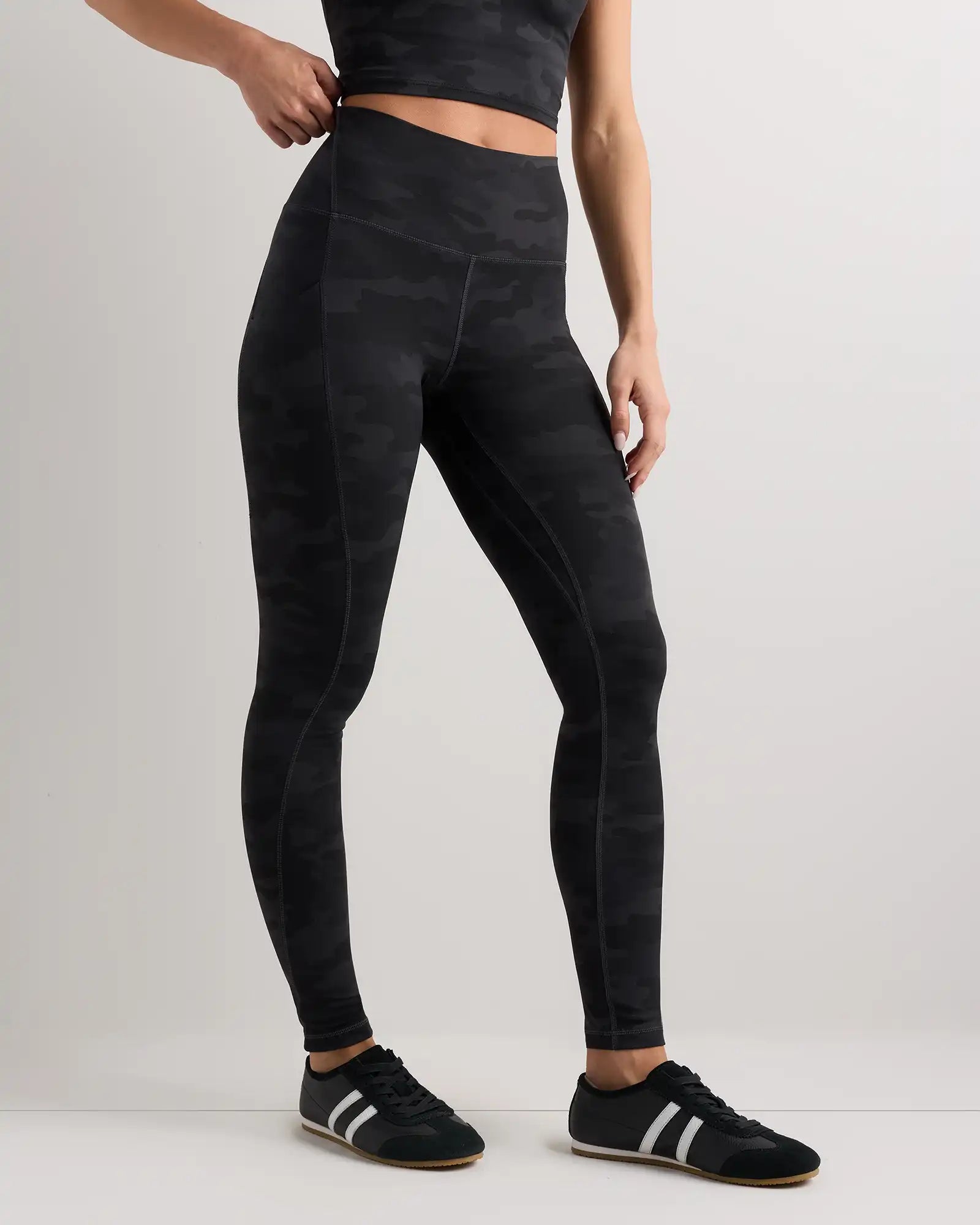 Ultra-Form High-Rise Pocket Legging