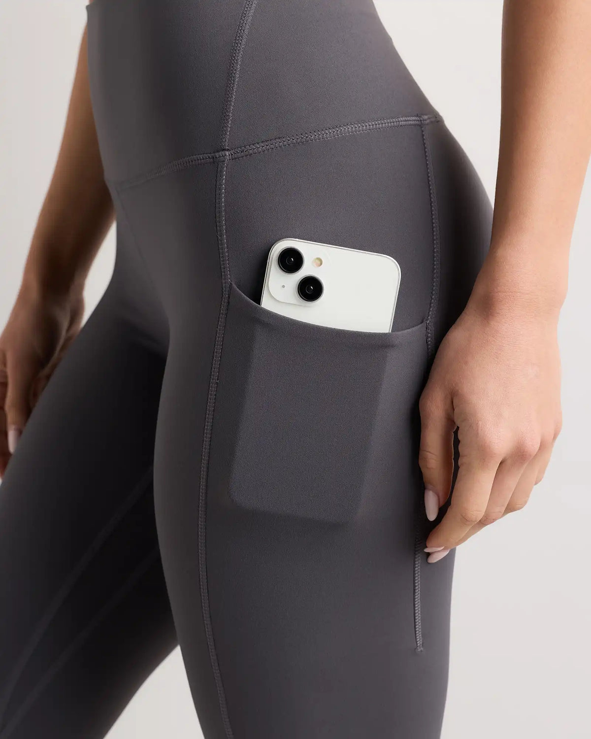 Ultra-Form High-Rise Pocket Legging