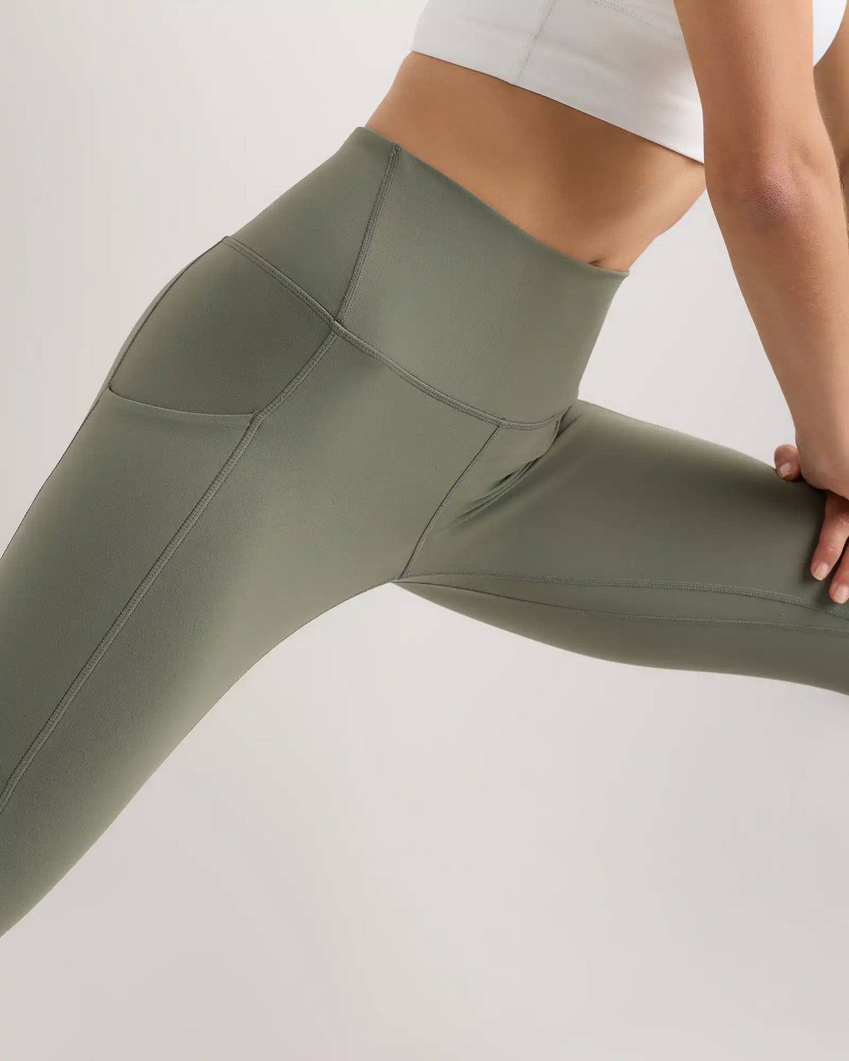 Ultra-Form High-Rise Pocket Legging