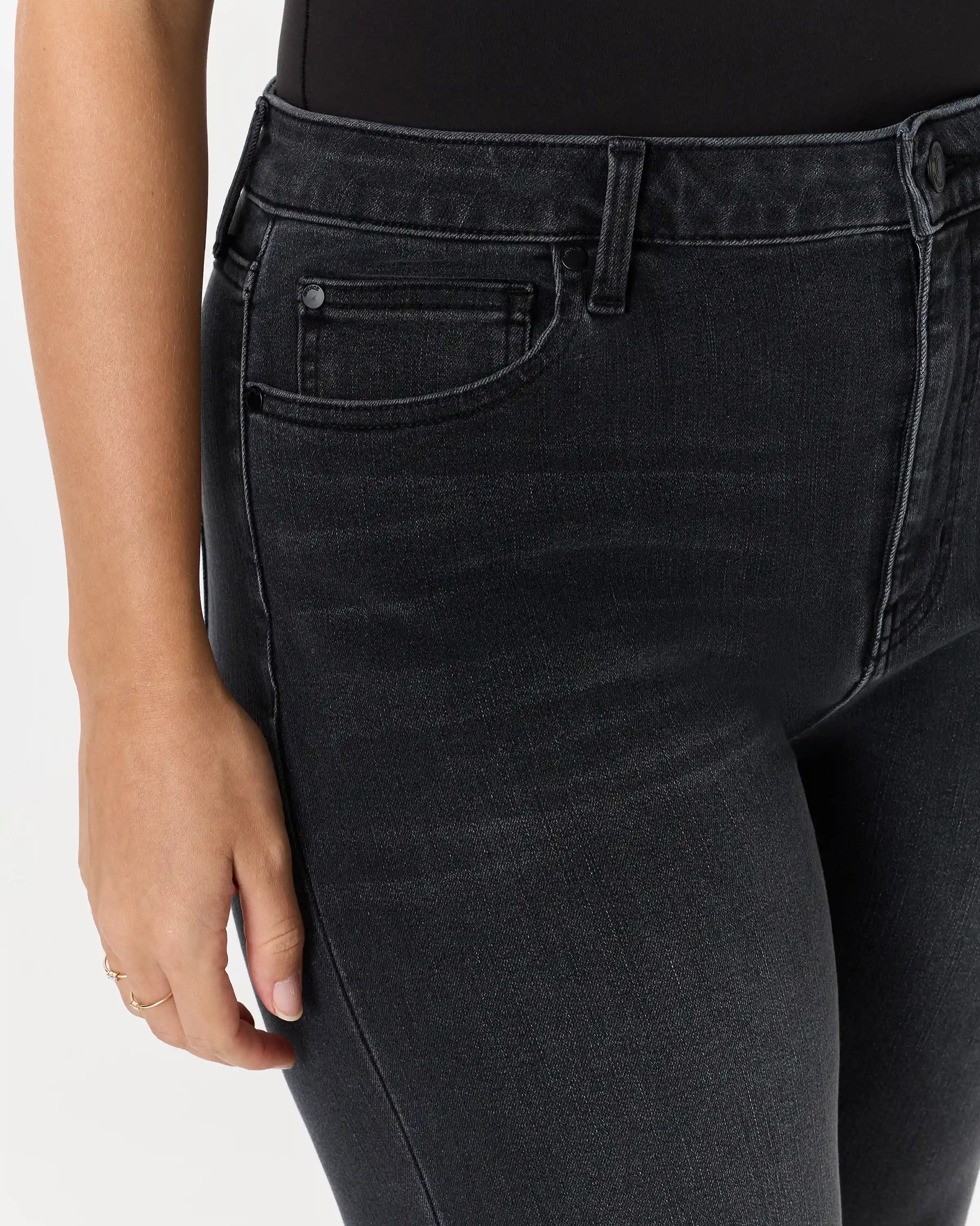 Bella Stretch Straight Jeans