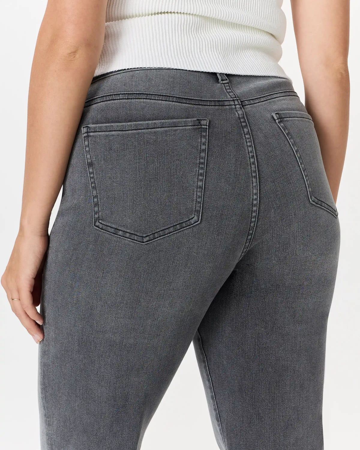 Bella Stretch Straight Jeans