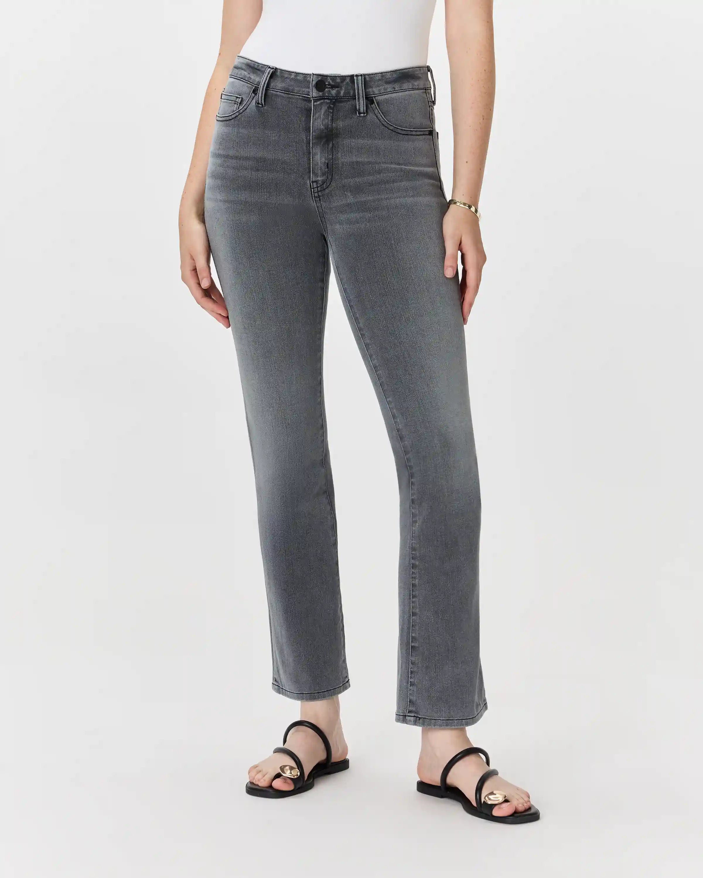 Bella Stretch Straight Jeans