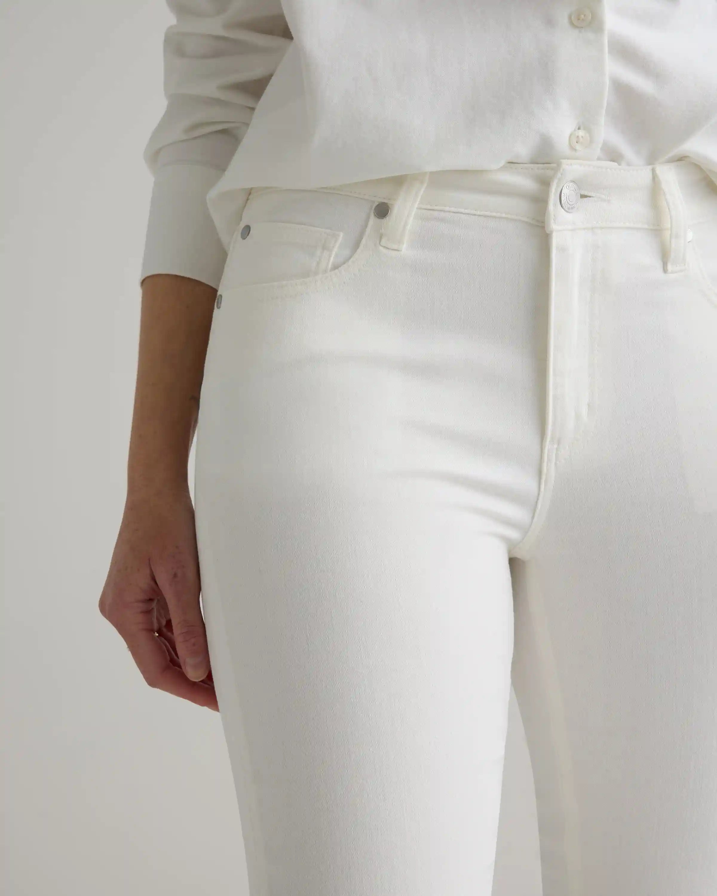 Luna Stretch Slim Straight Jeans