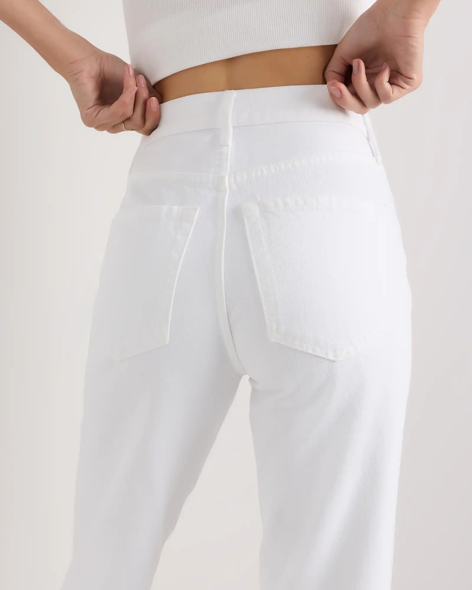 Bella Rigid Straight Jeans